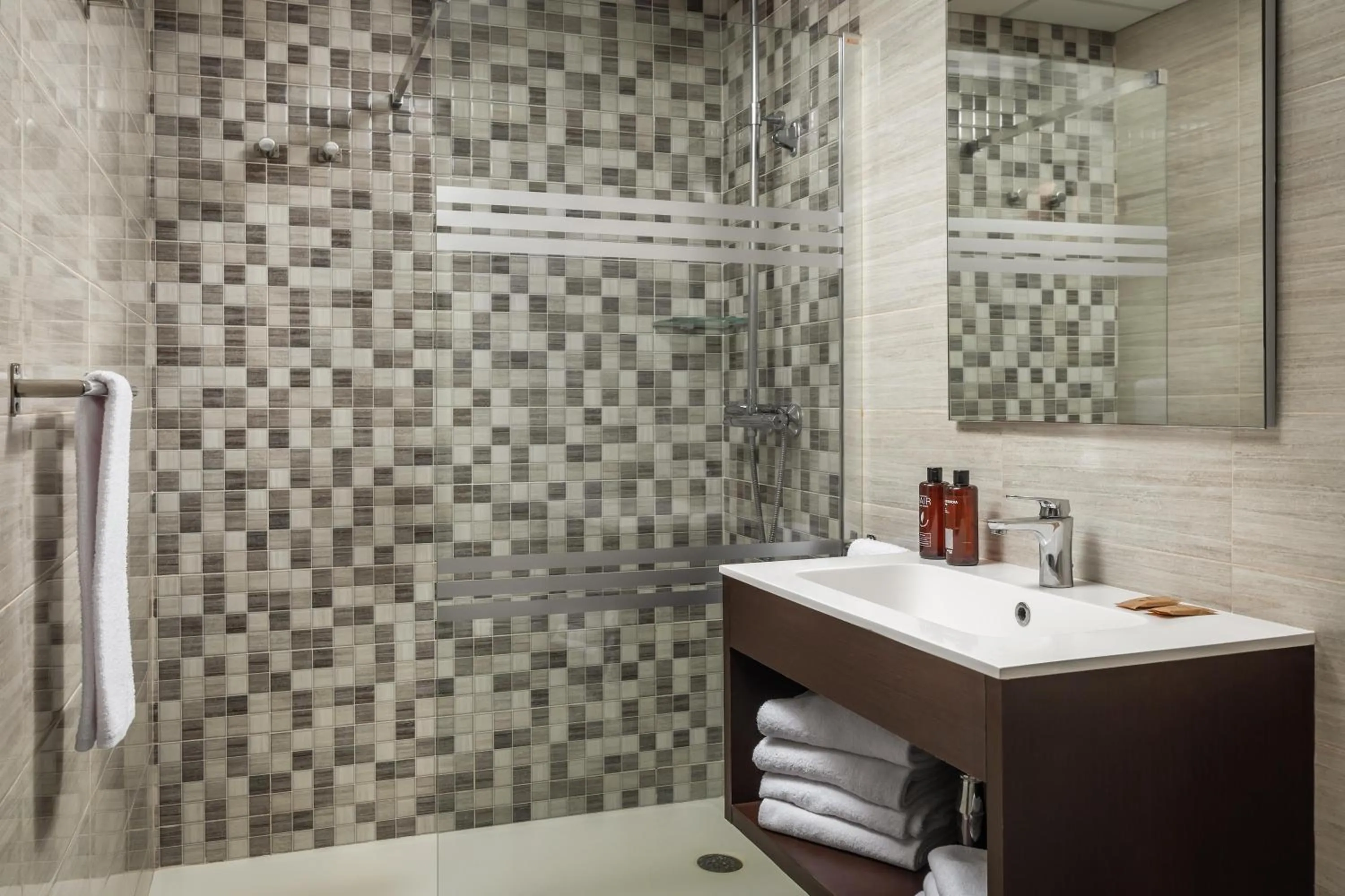 Bathroom in ALEGRIA Cartago Nova