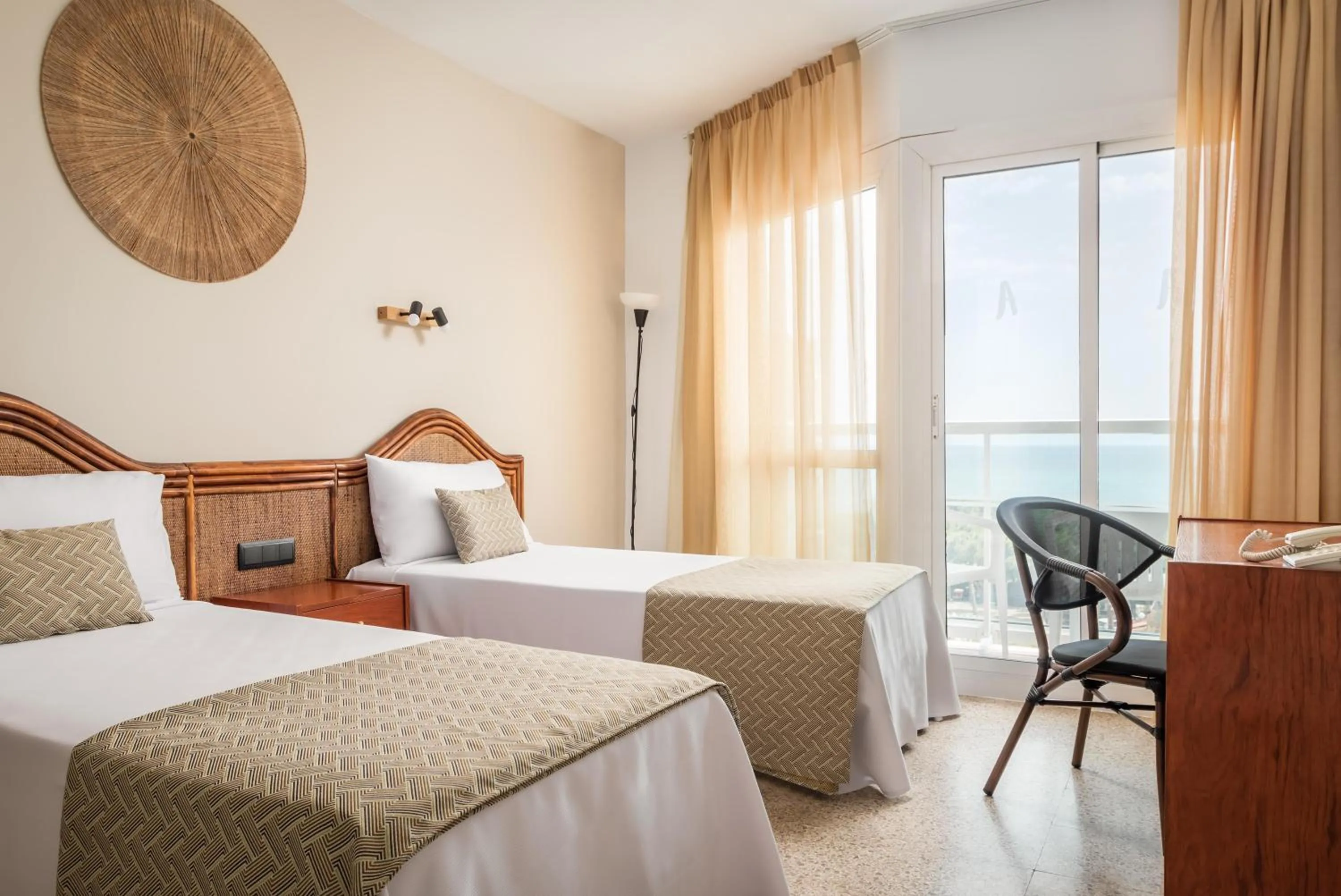 Photo of the whole room, Bed in ALEGRIA Cartago Nova