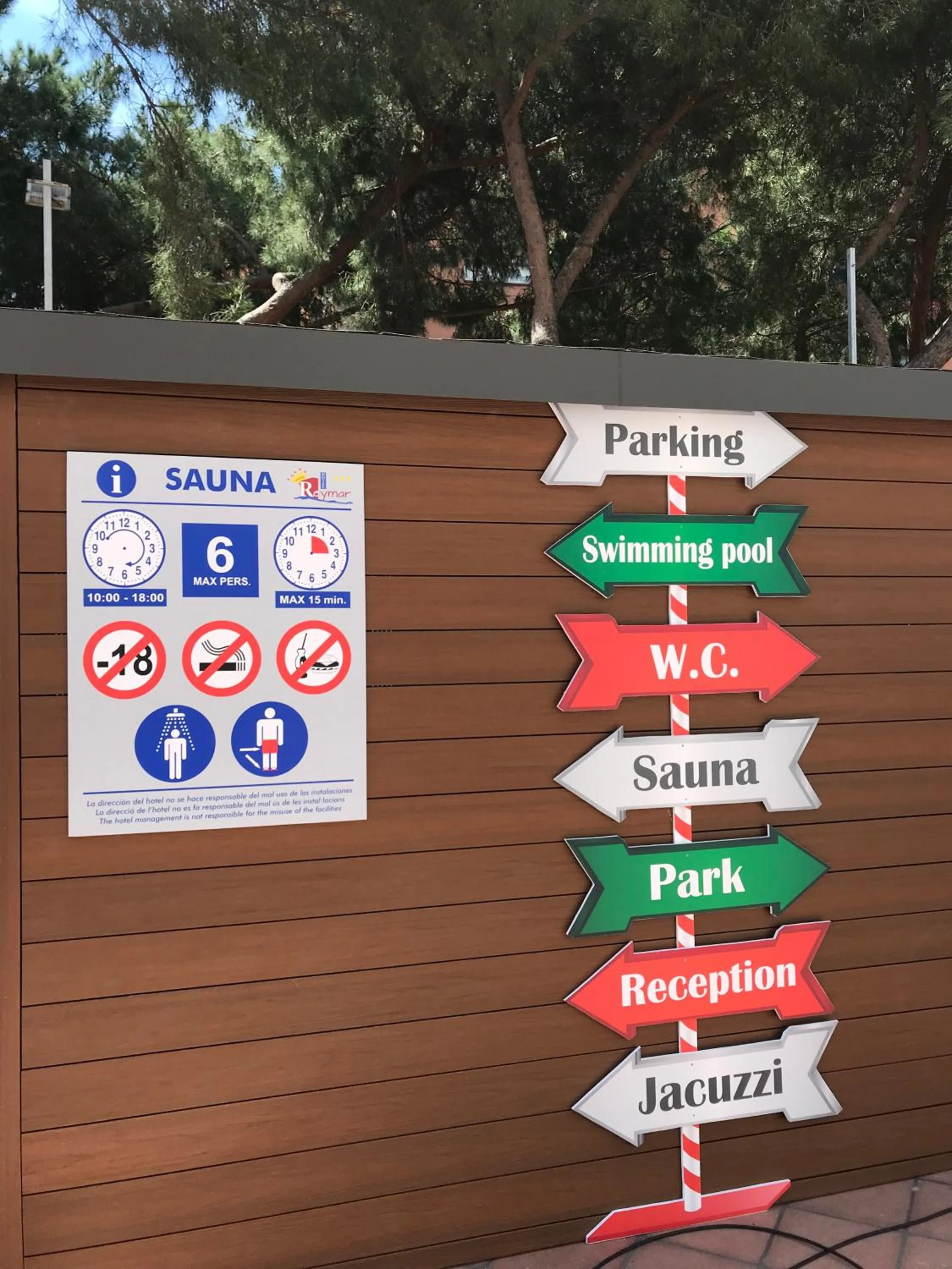 Decorative detail in Hotel Reymar