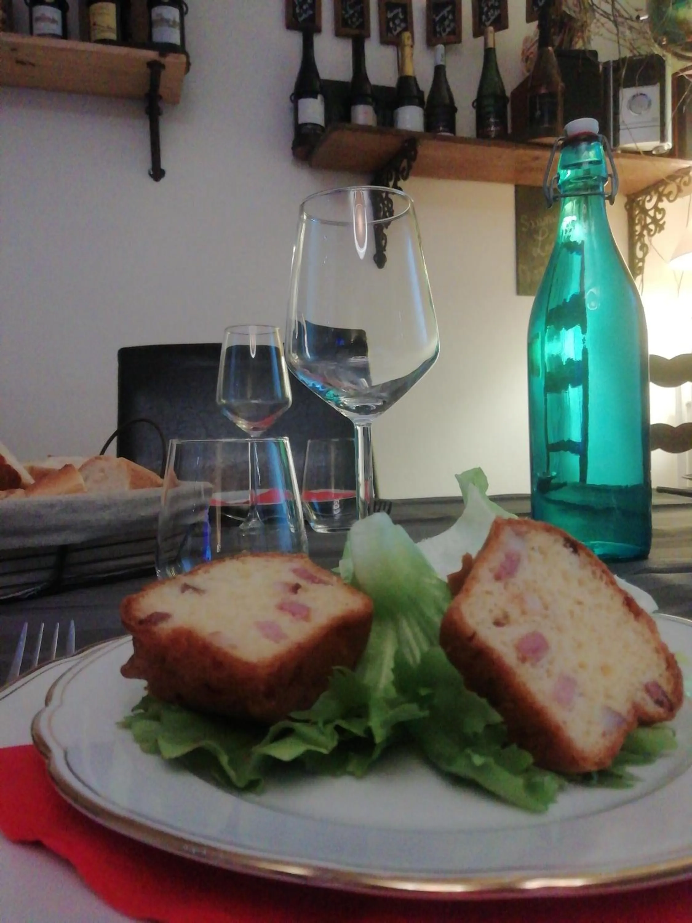 Restaurant/places to eat in Saumur Loire Chambres et Gîte