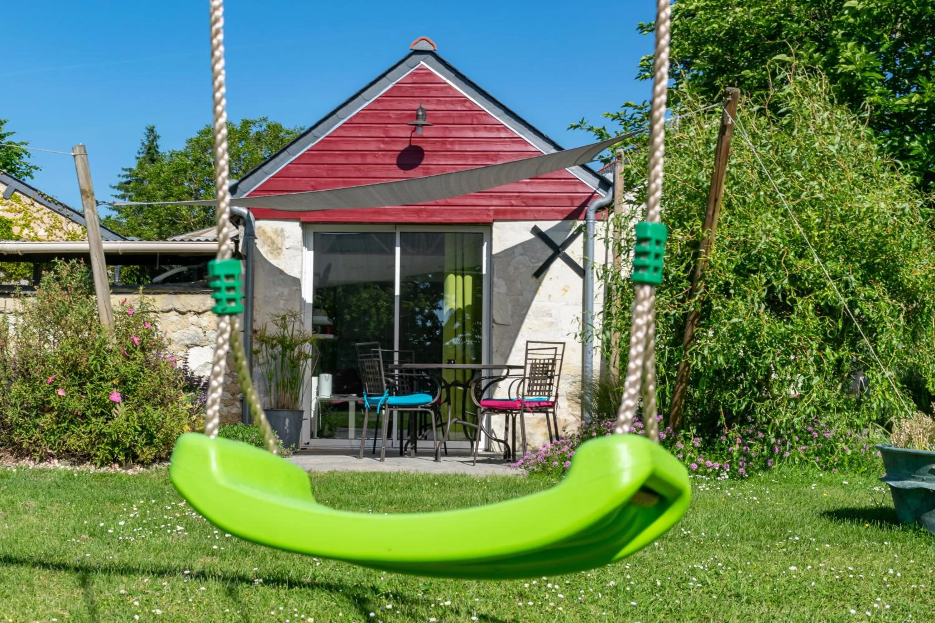 Children play ground in Saumur Loire Chambres et Gîte