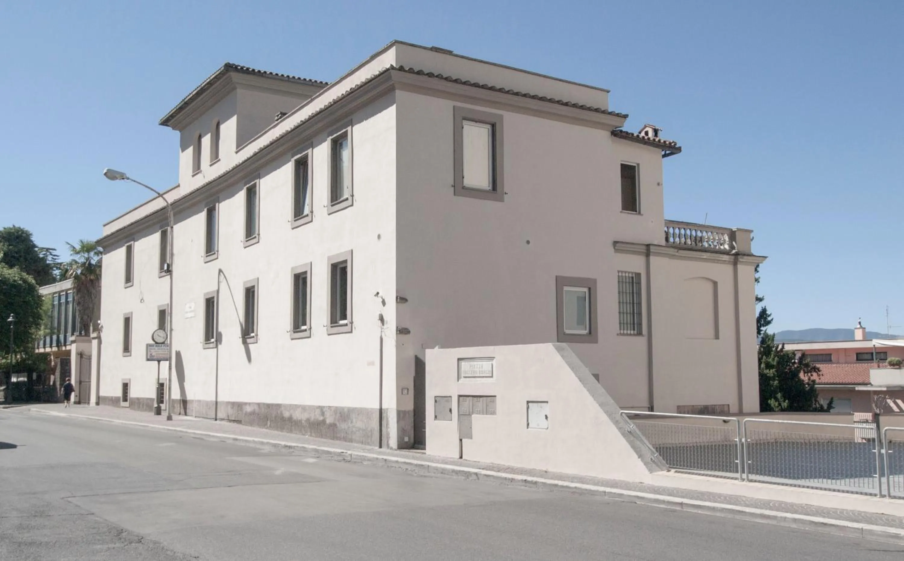 Property building in Novecento