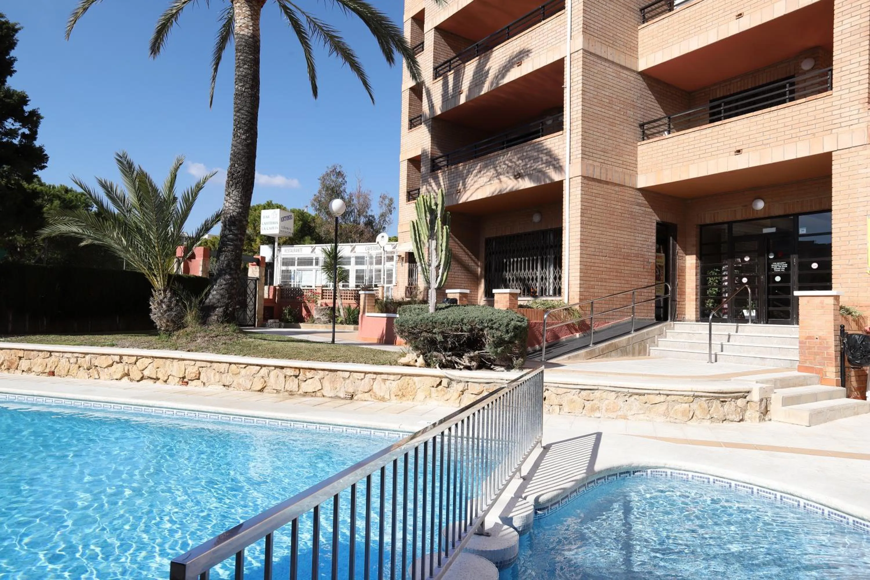 Property building in La Caseta Apartments