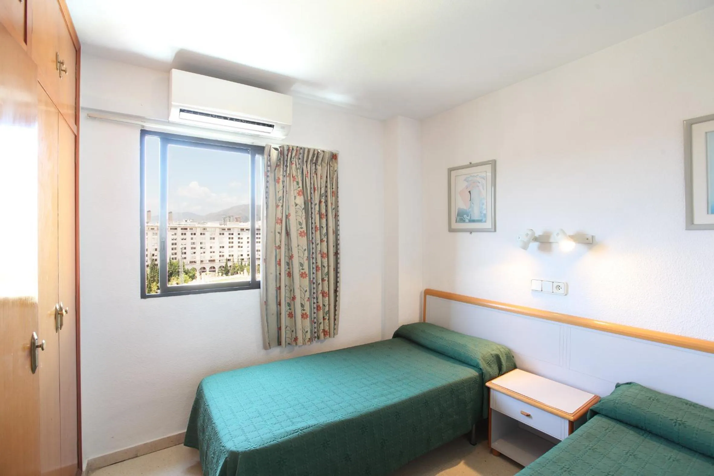 Photo of the whole room in Apartamentos La Caseta - SABESA