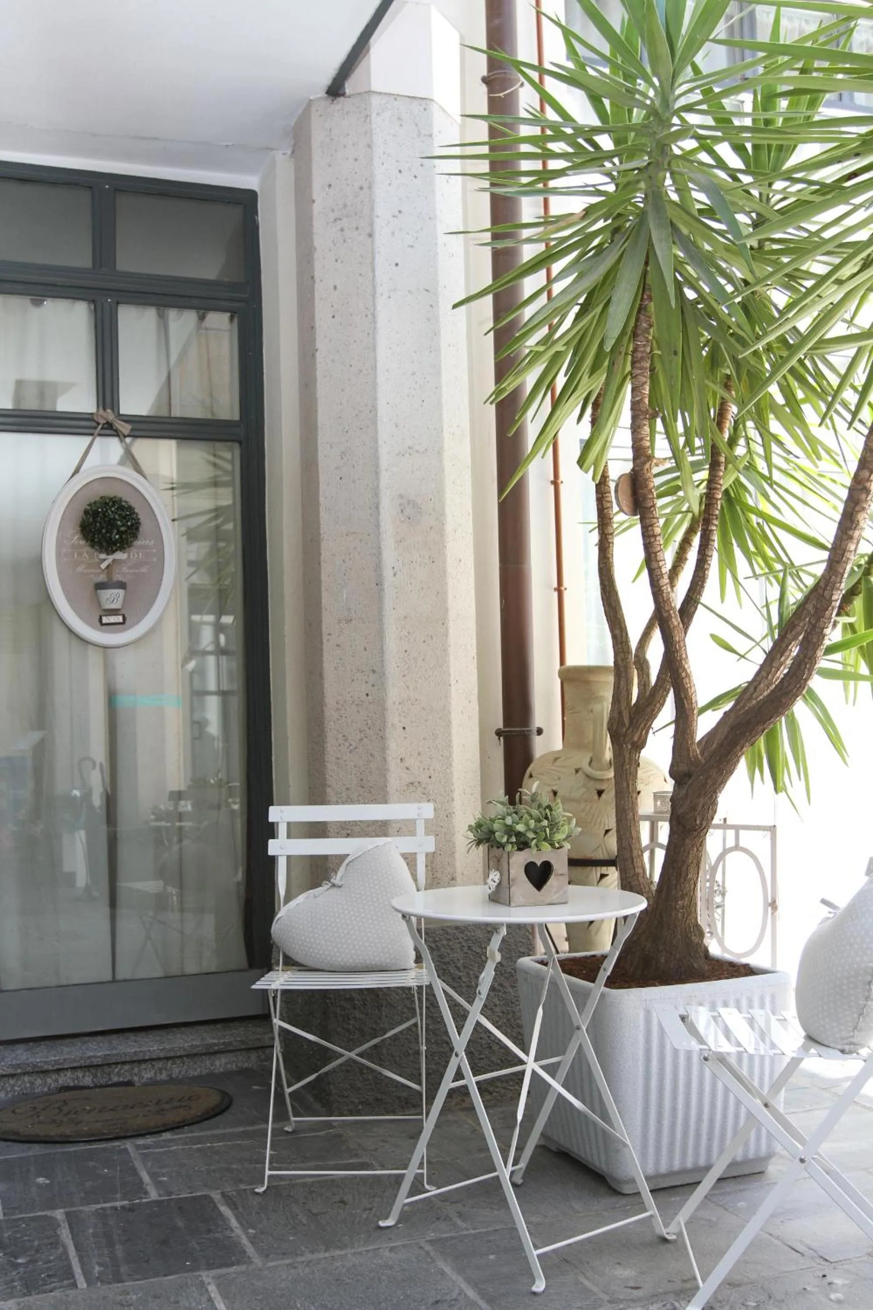 Facade/entrance in Carducci