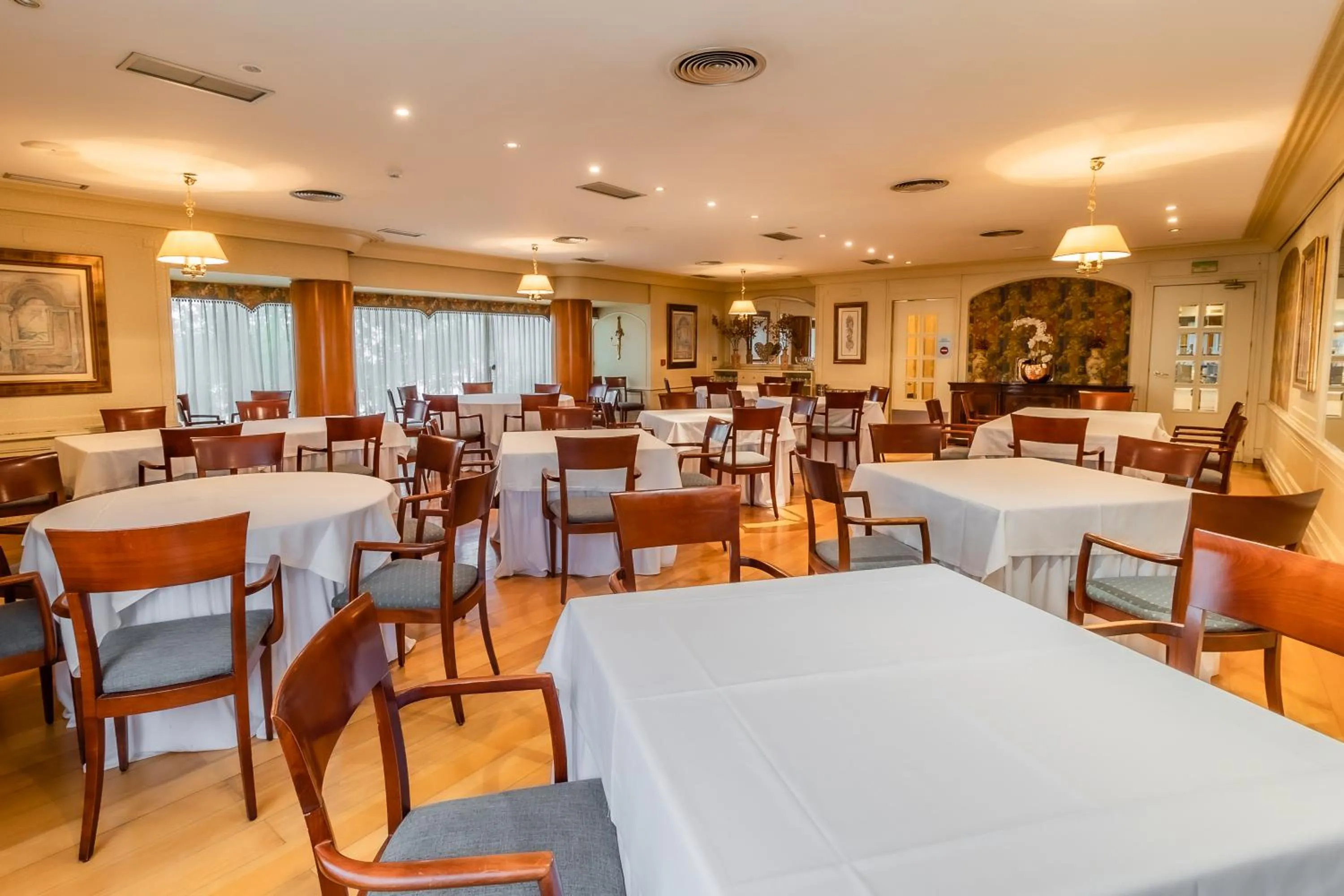 Banquet/Function facilities in Hotel Alhama