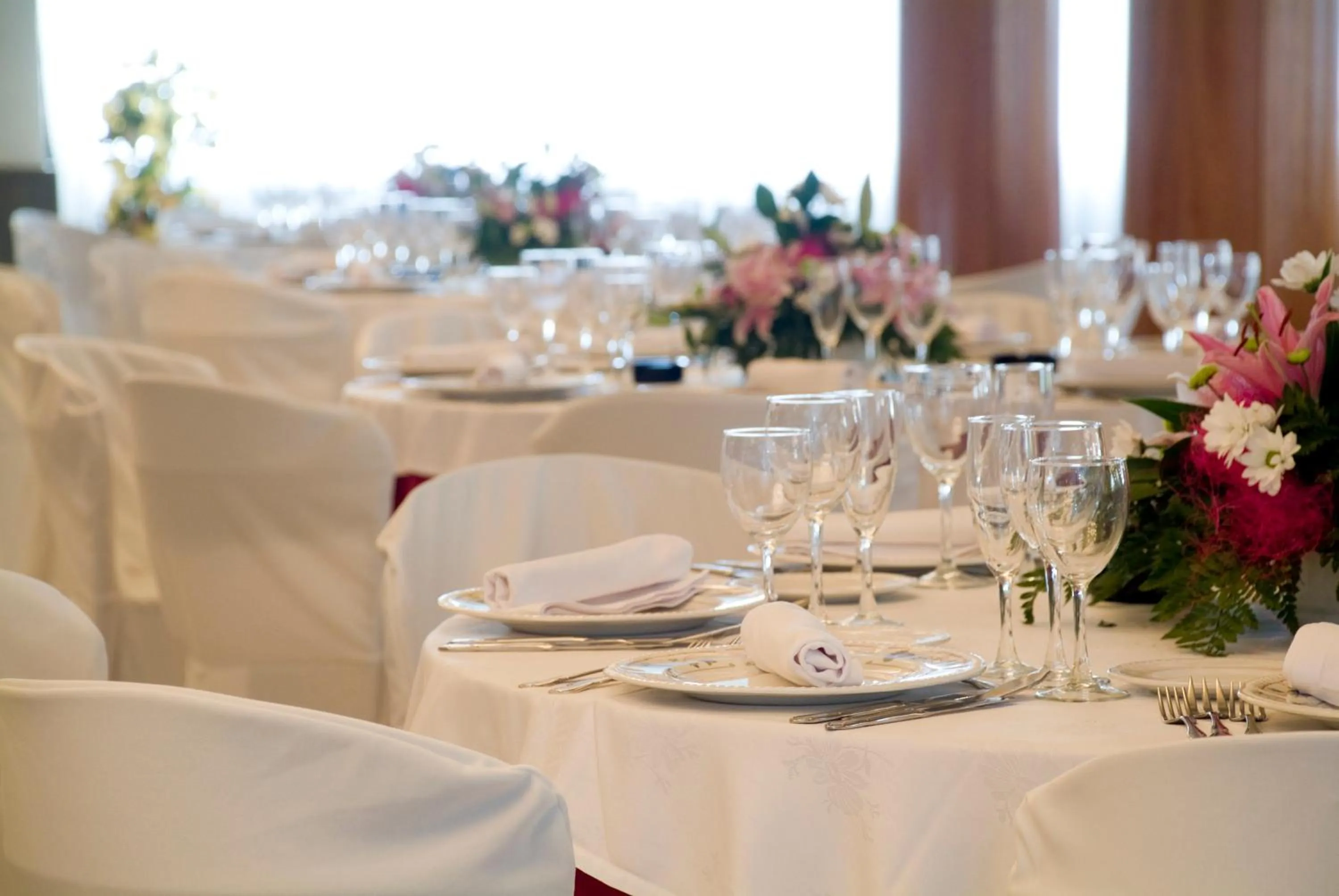 Restaurant/places to eat in Hotel Alhama