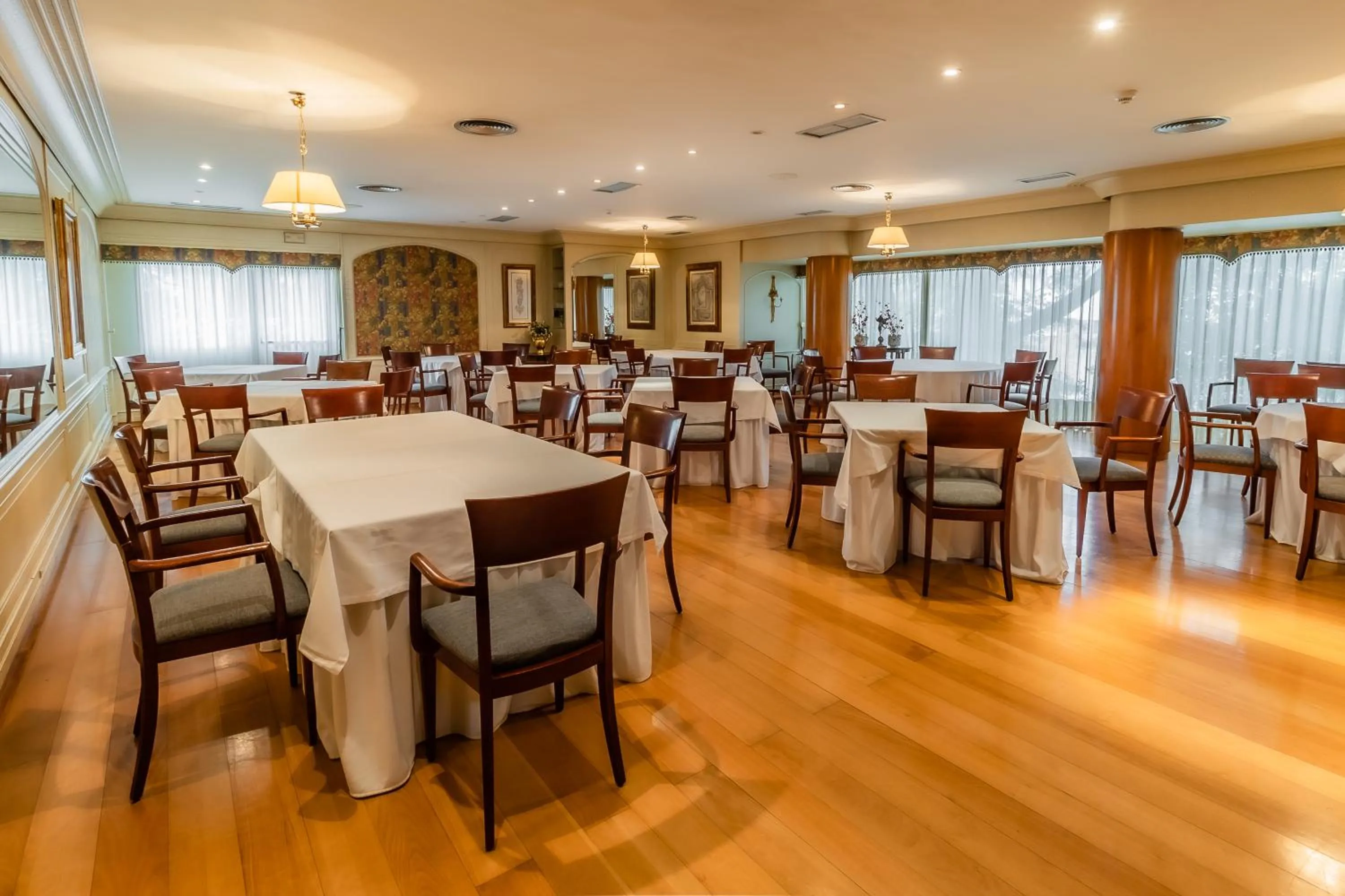 Banquet/Function facilities in Hotel Alhama