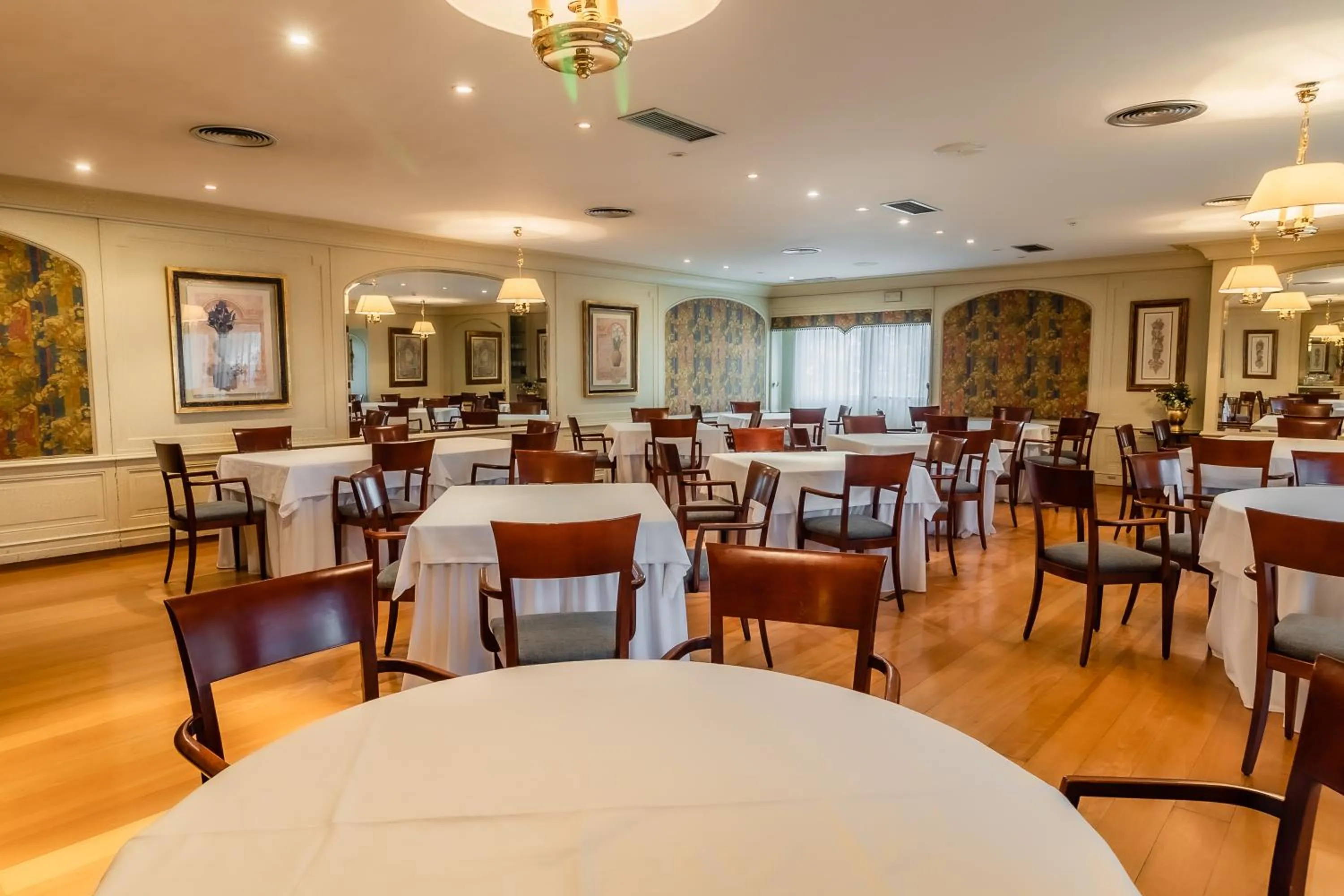 Banquet/Function facilities in Hotel Alhama