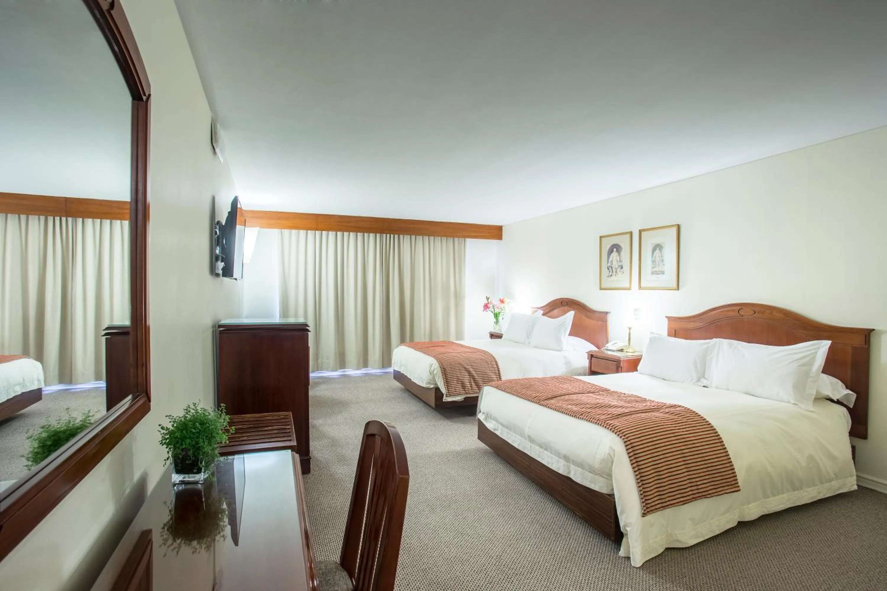 Bed in MR Hotel Providencia (ex Hotel Neruda)