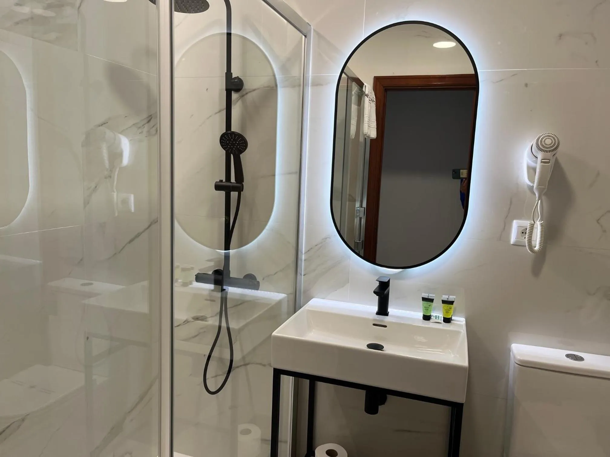 H Pelayo Noja Auto Check-In Rooms