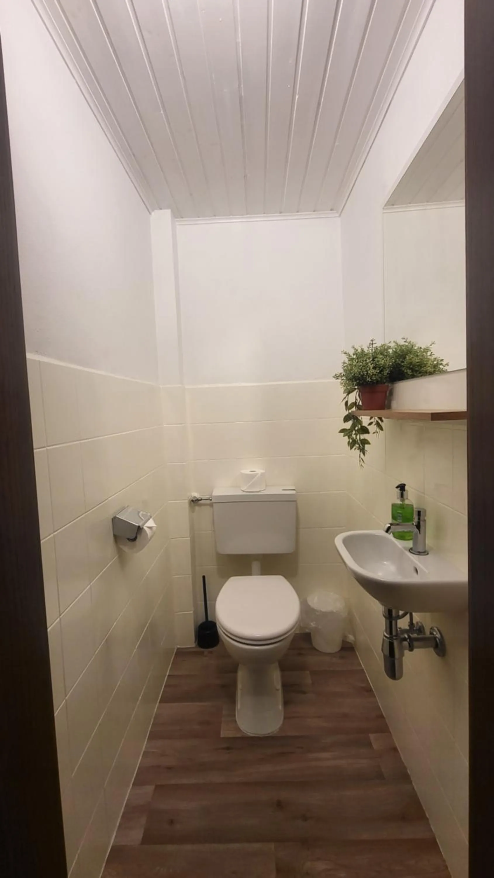 Toilet in Alpenzeit Apartments