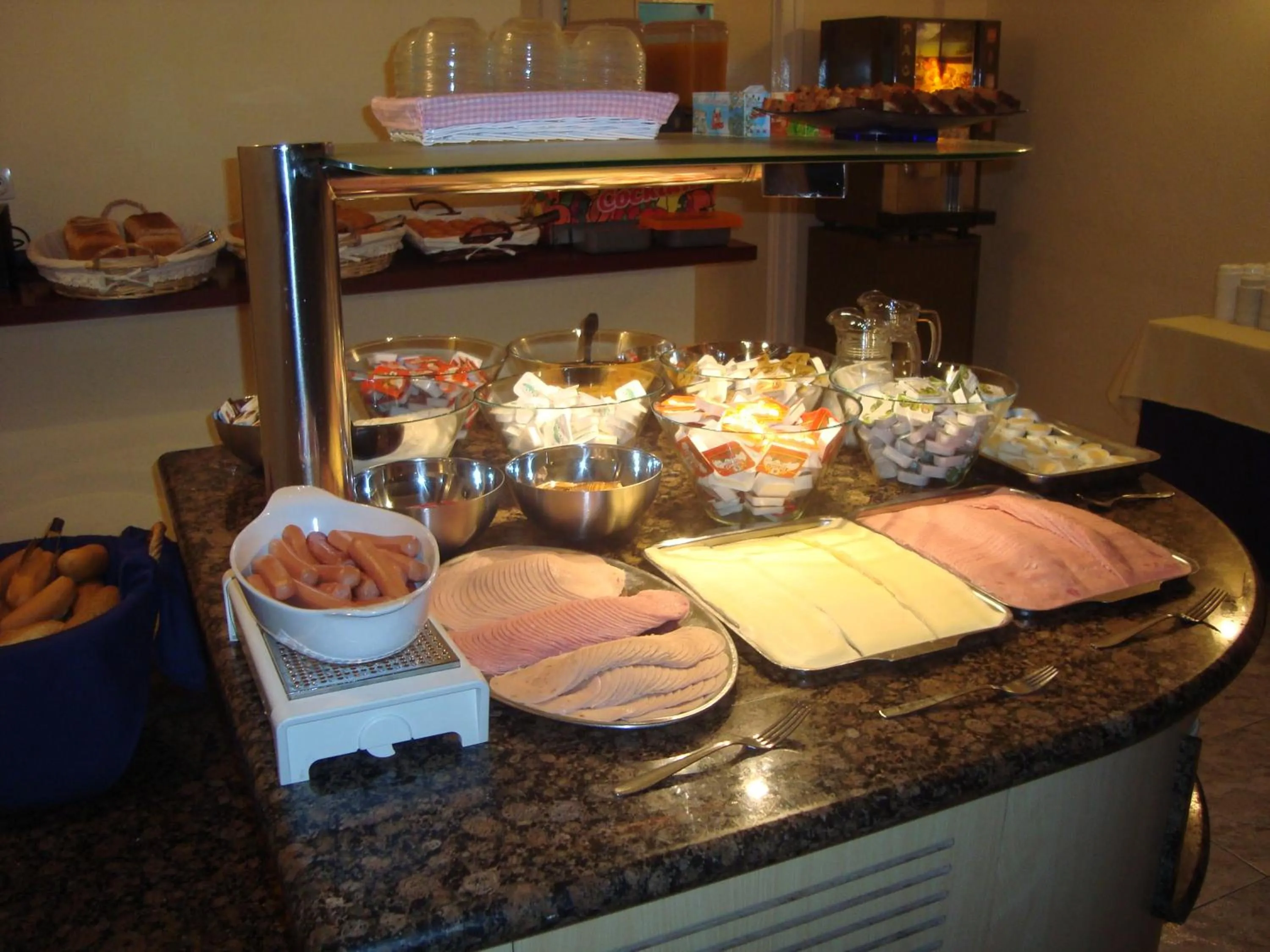 Restaurant/places to eat in Hostal Bonavista