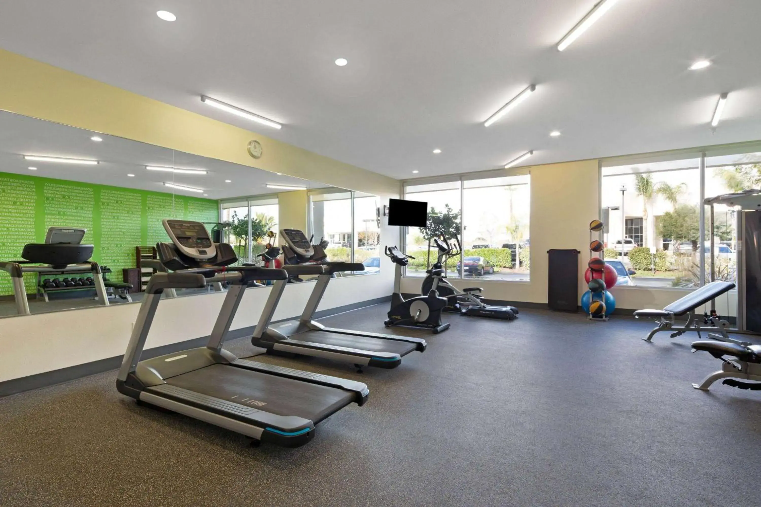 Fitness centre/facilities in La Quinta by Wyndham Morgan Hill-San Jose South Fitness centre/facilities in La Quinta by Wyndham Morgan Hill-San Jose South