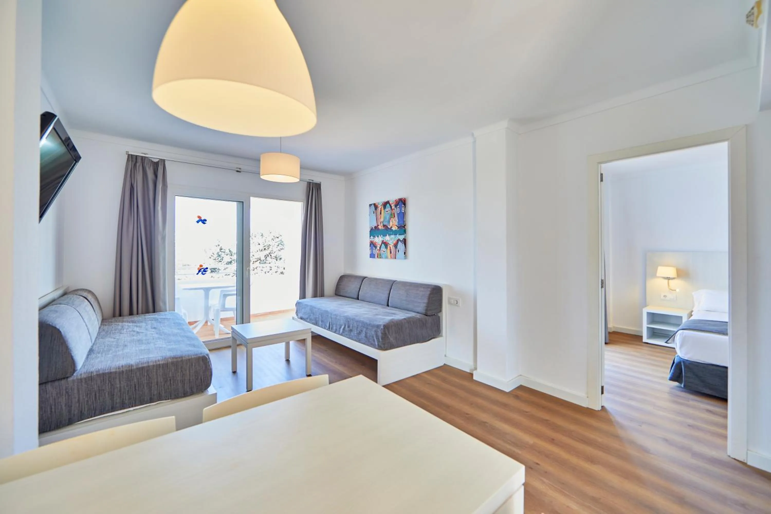 Photo of the whole room, Bed in OLA Apartamentos Cala d'Or