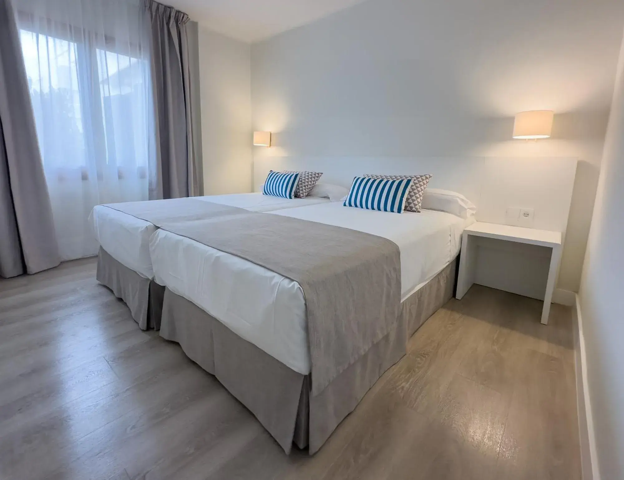 Bedroom, Bed in BLUESEA Es Bolero Bedroom, Bed in BLUESEA Es Bolero