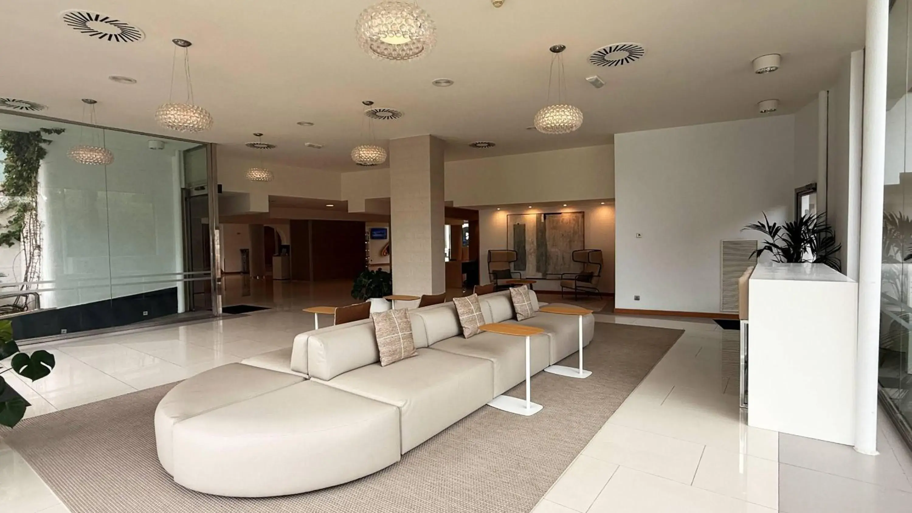 Lobby or reception in BLUESEA Es Bolero Lobby or reception in BLUESEA Es Bolero