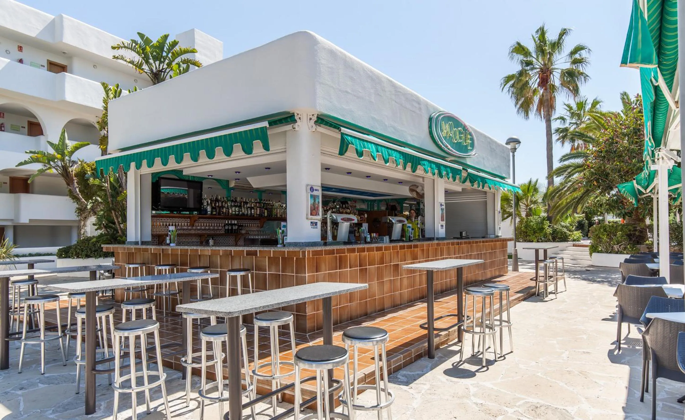 Lounge or bar in BLUESEA Es Bolero