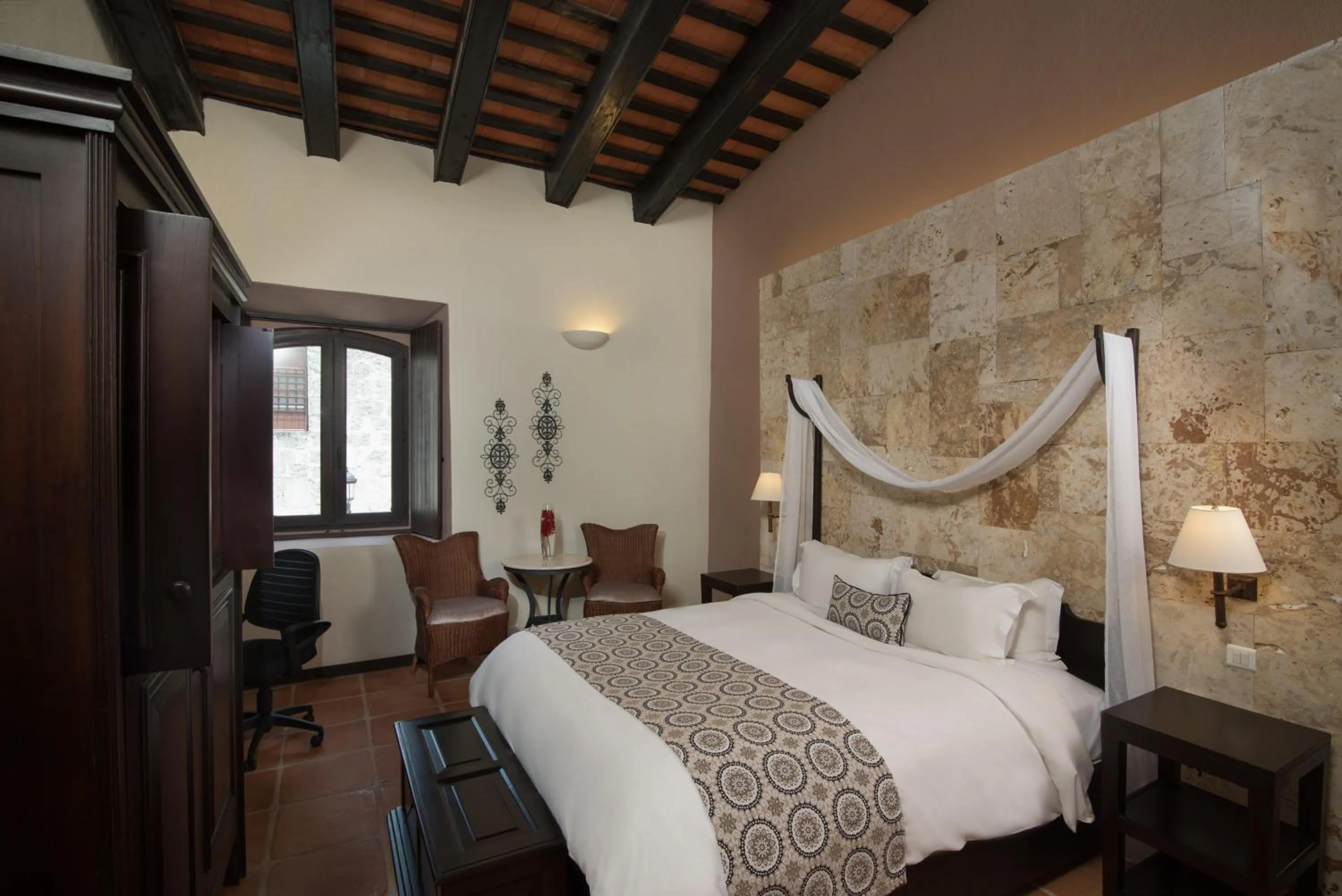 Photo of the whole room, Bed in Hodelpa Nicolás de Ovando