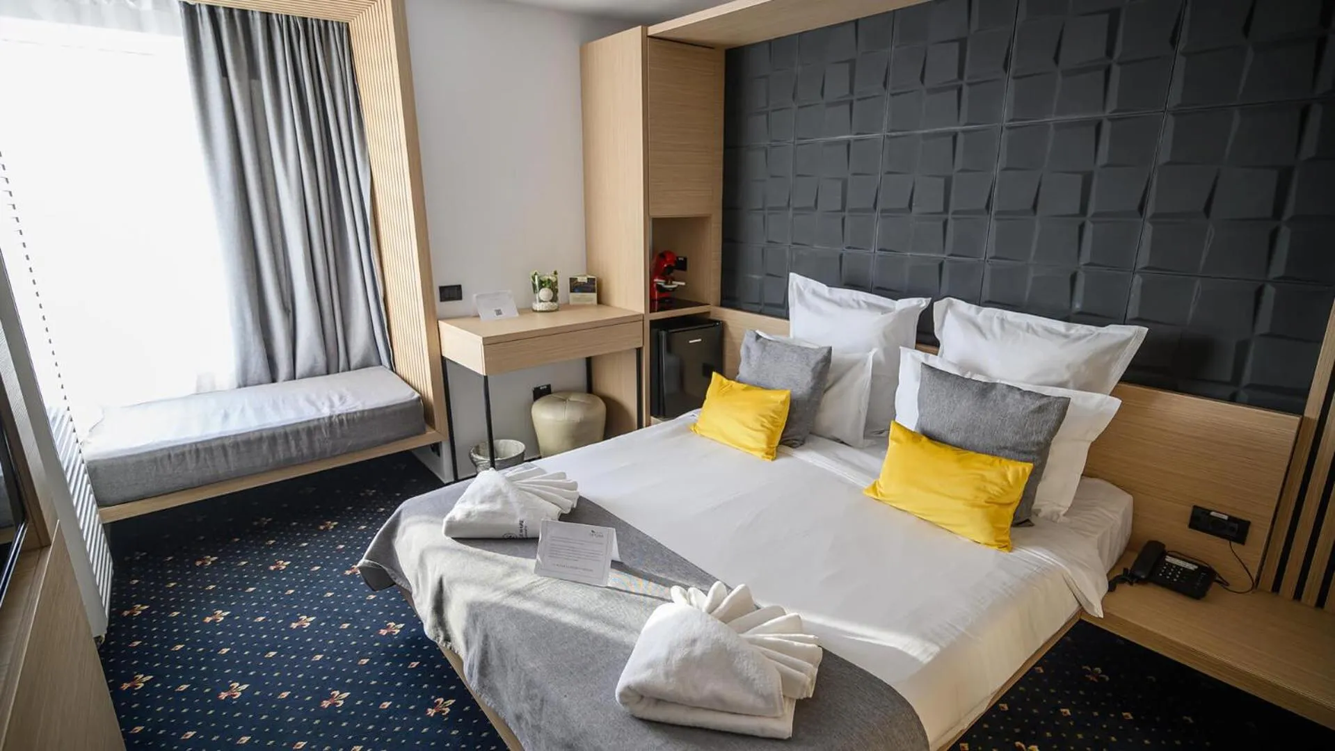 Bed in Aqvatonic Hotel - Steaua de Mare