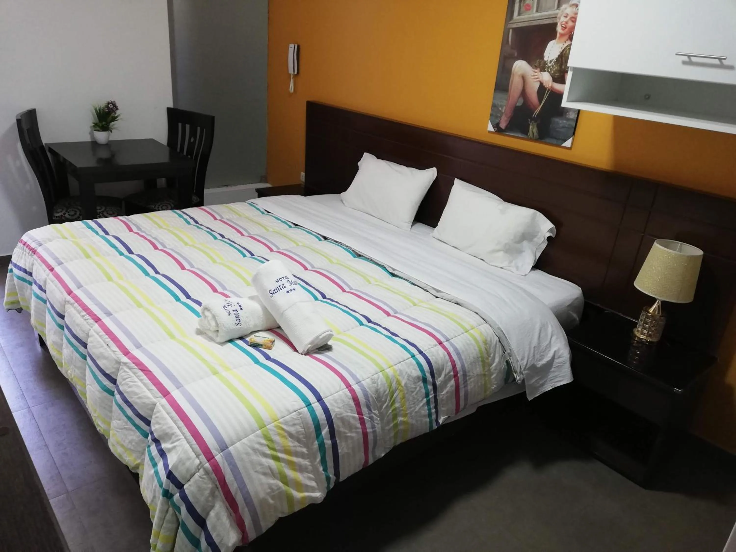 Photo of the whole room in Hotel Santa Maria