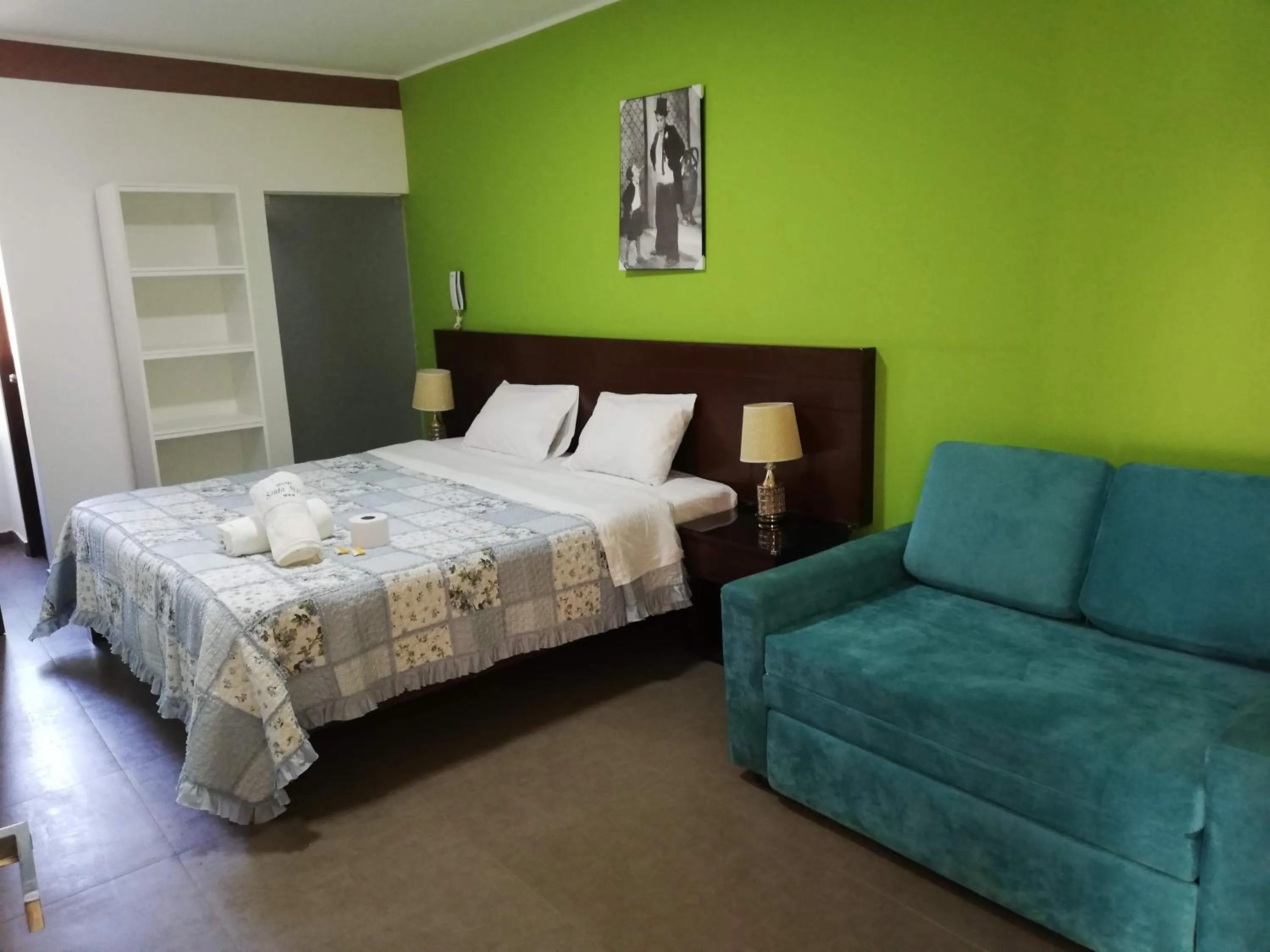 Photo of the whole room in Hotel Santa Maria