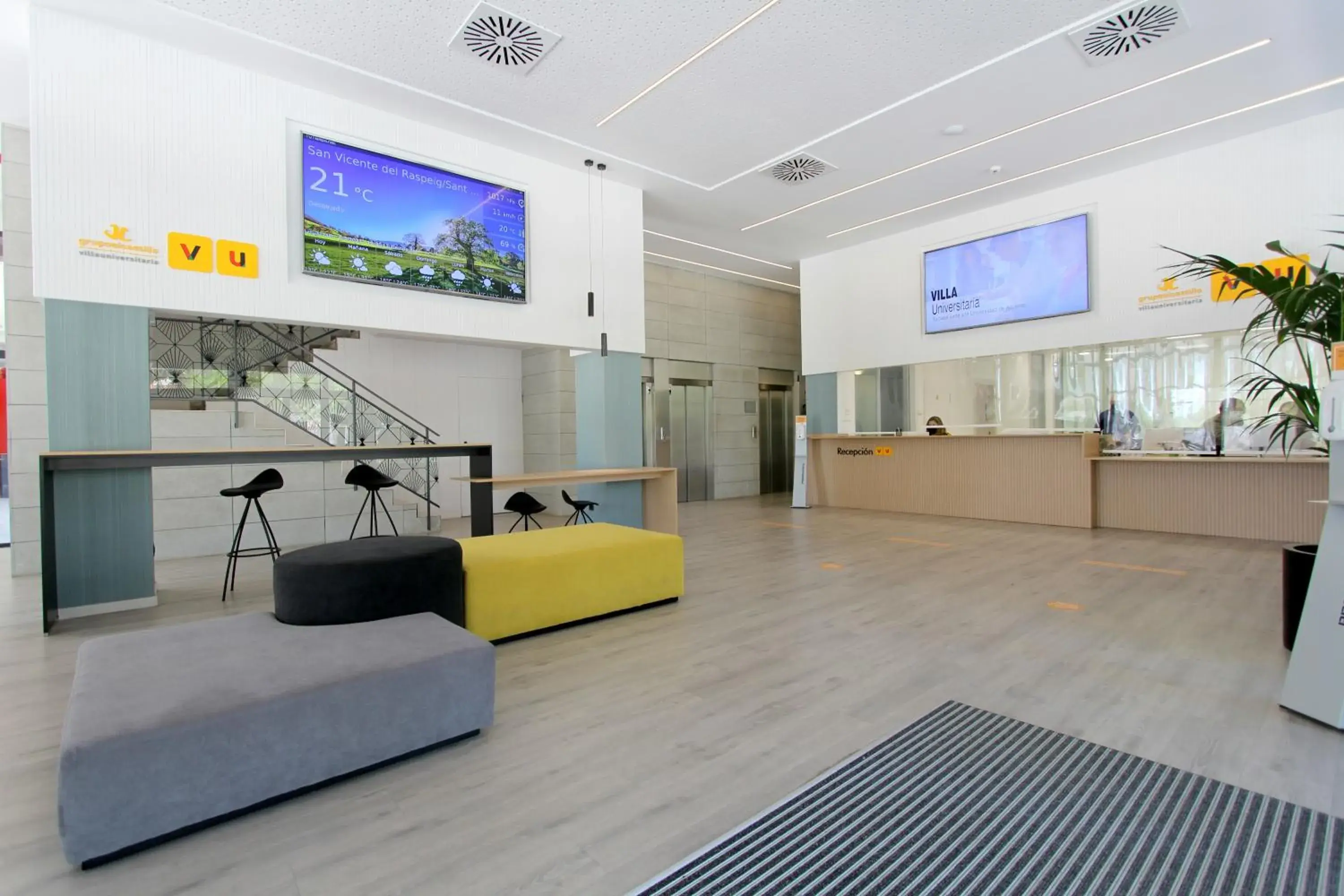 Lobby or reception in Villa Alojamiento y Congresos - Villa Universitaria Lobby or reception in Villa Alojamiento y Congresos - Villa Universitaria