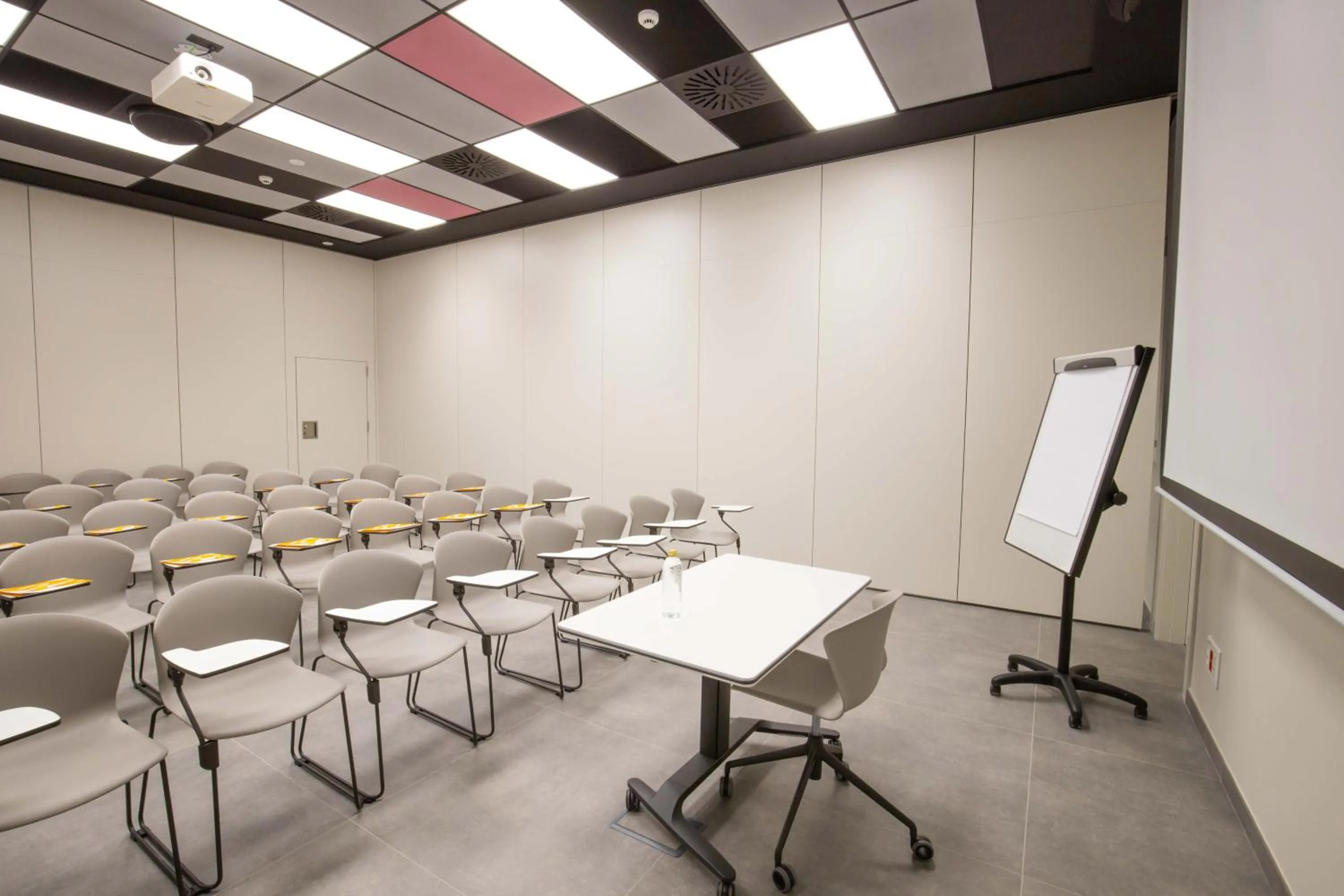 Meeting/conference room in Villa Alojamiento y Congresos - Villa Universitaria