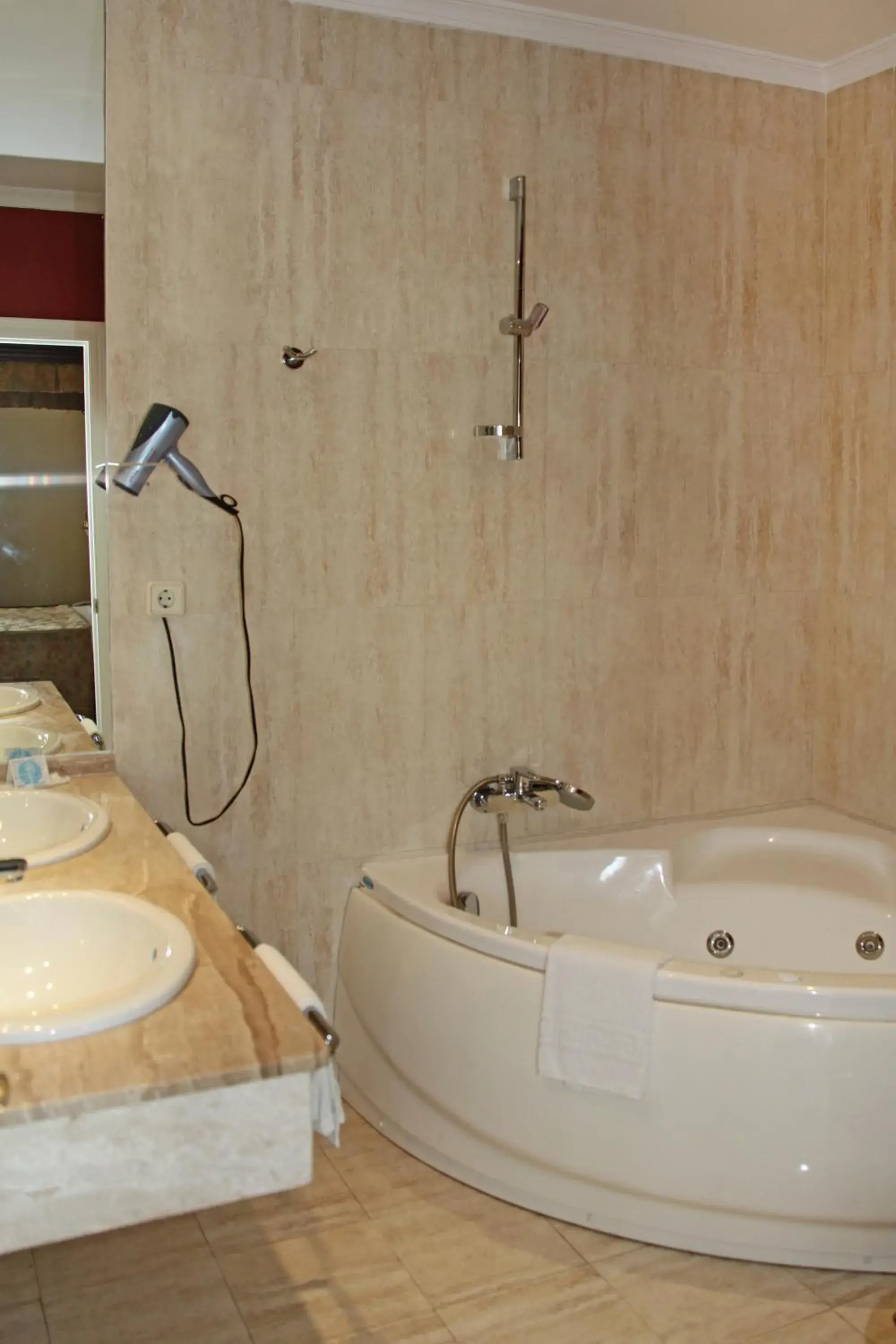 Bathroom in Al Sur de Chipiona Bathroom in Al Sur de Chipiona