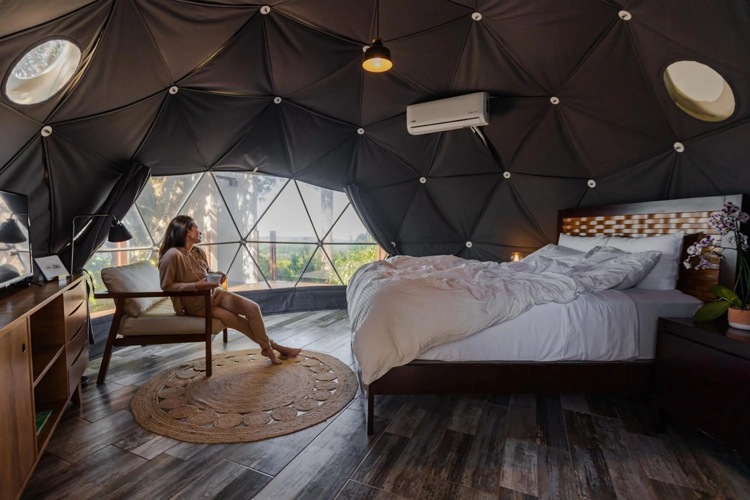 Bed in Chira Glamping Resort Monteverde