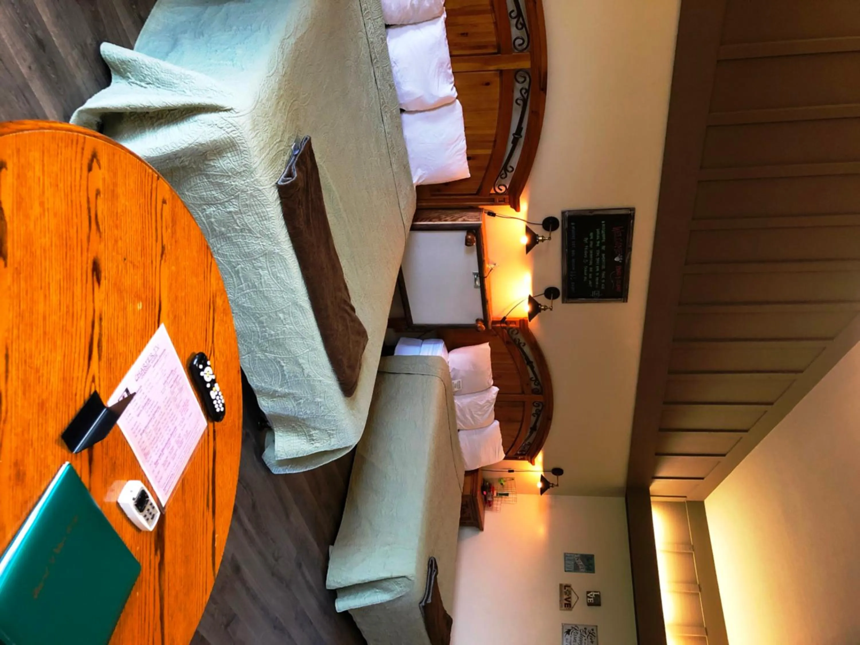 Seating area, Bed in Ridgemark Golf Club and Resort