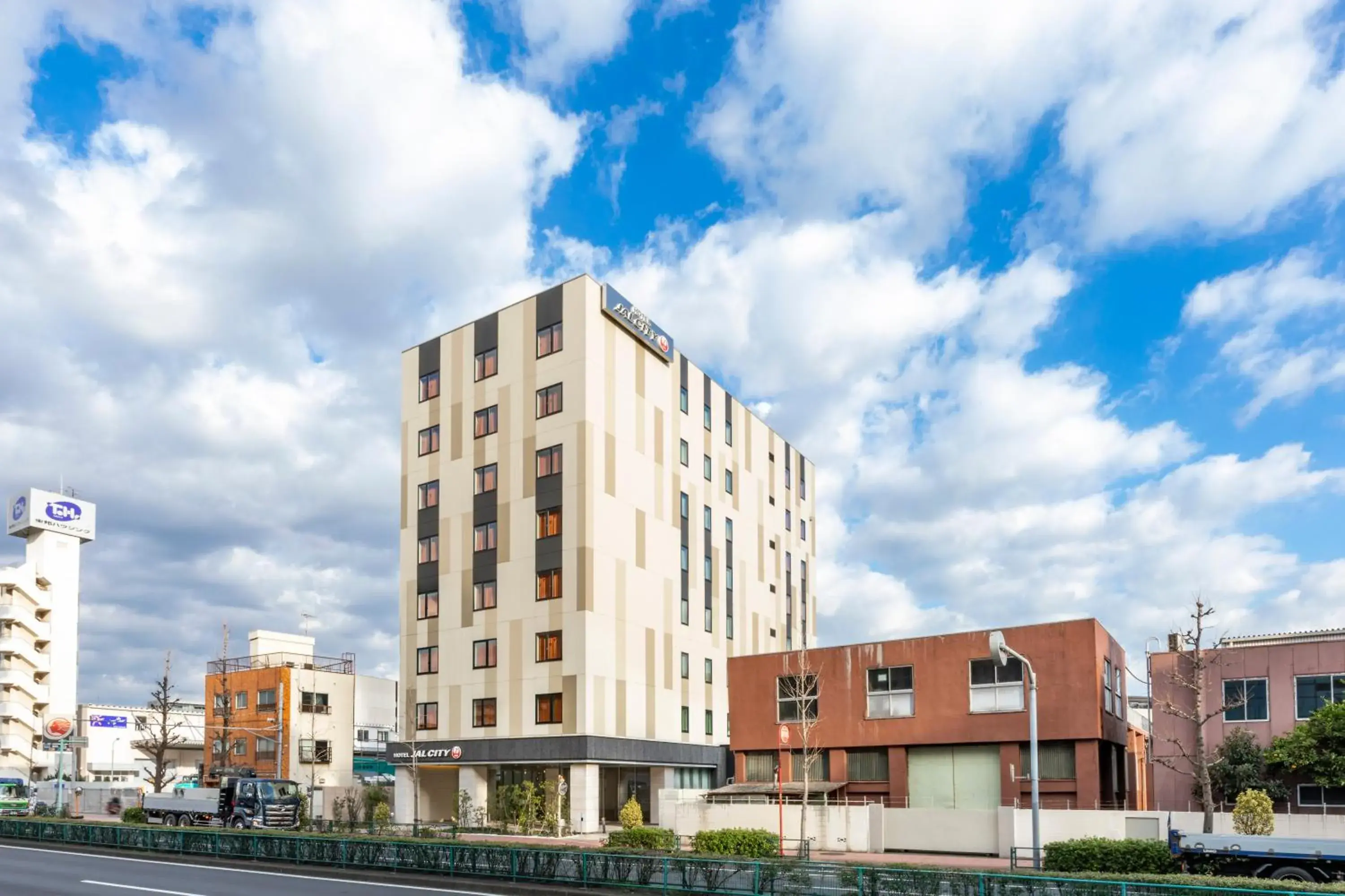 Property building in Hotel JAL City Haneda Tokyo West Wing Property building in Hotel JAL City Haneda Tokyo West Wing