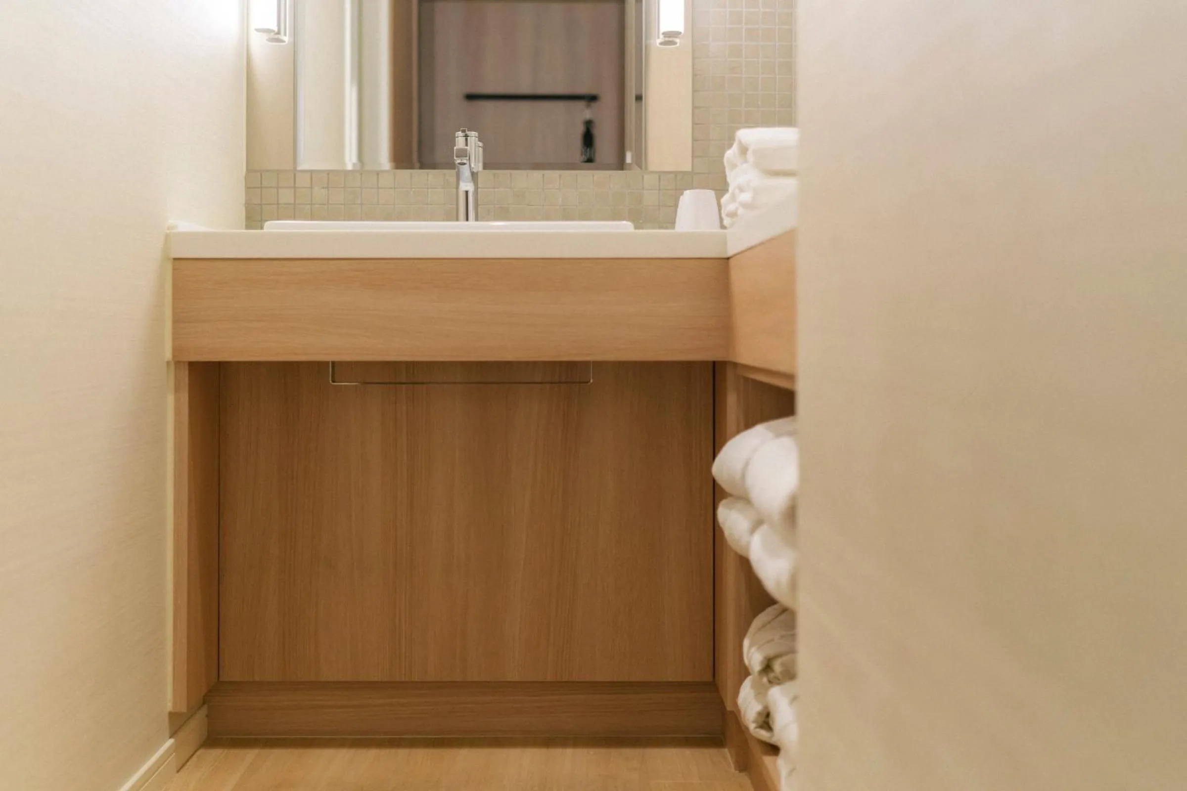 Bathroom, Bed in Hotel JAL City Haneda Tokyo West Wing
