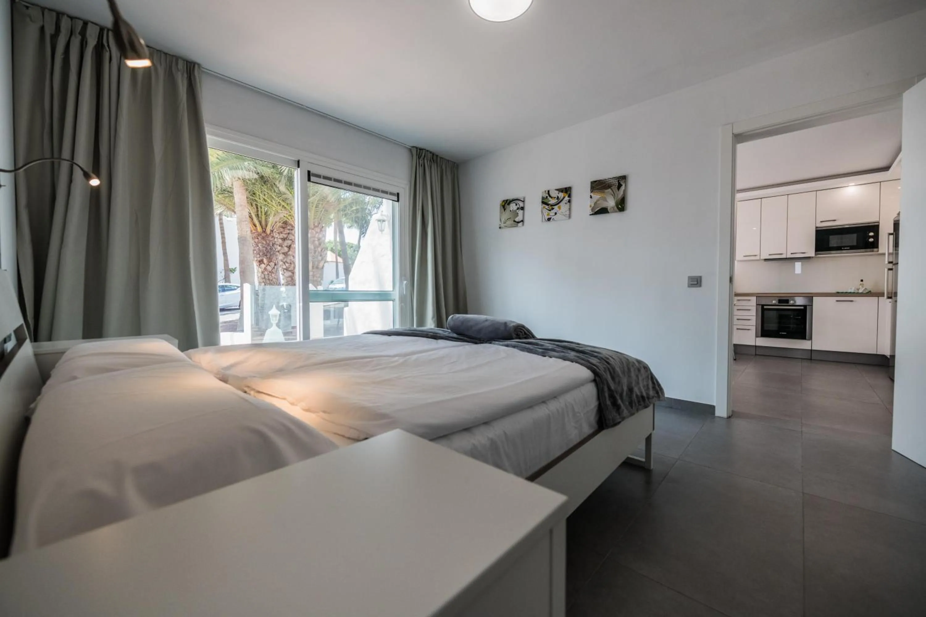 Photo of the whole room, Bed in Bahia Calma Beach