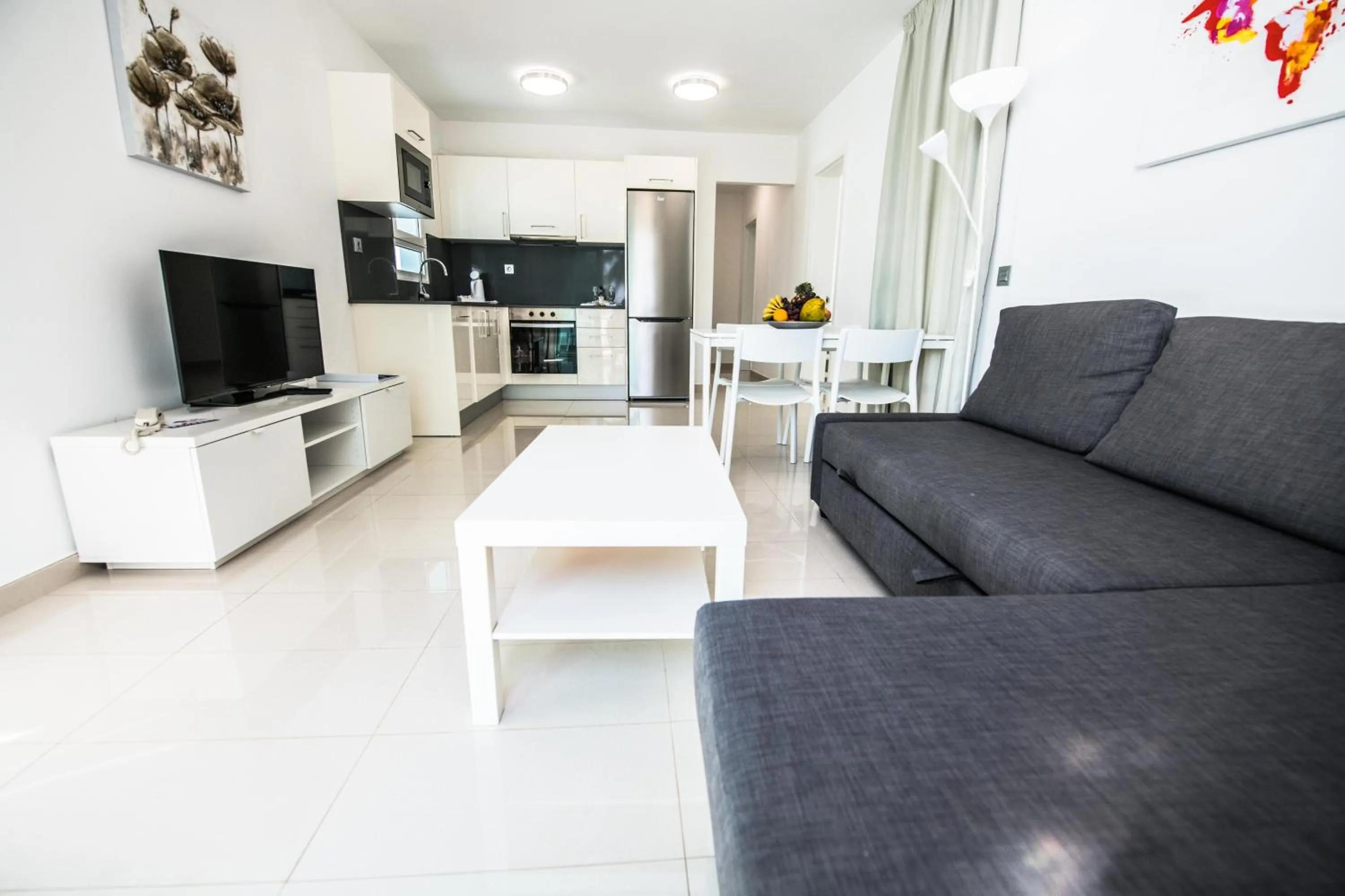 Photo of the whole room in Bahia Calma Beach