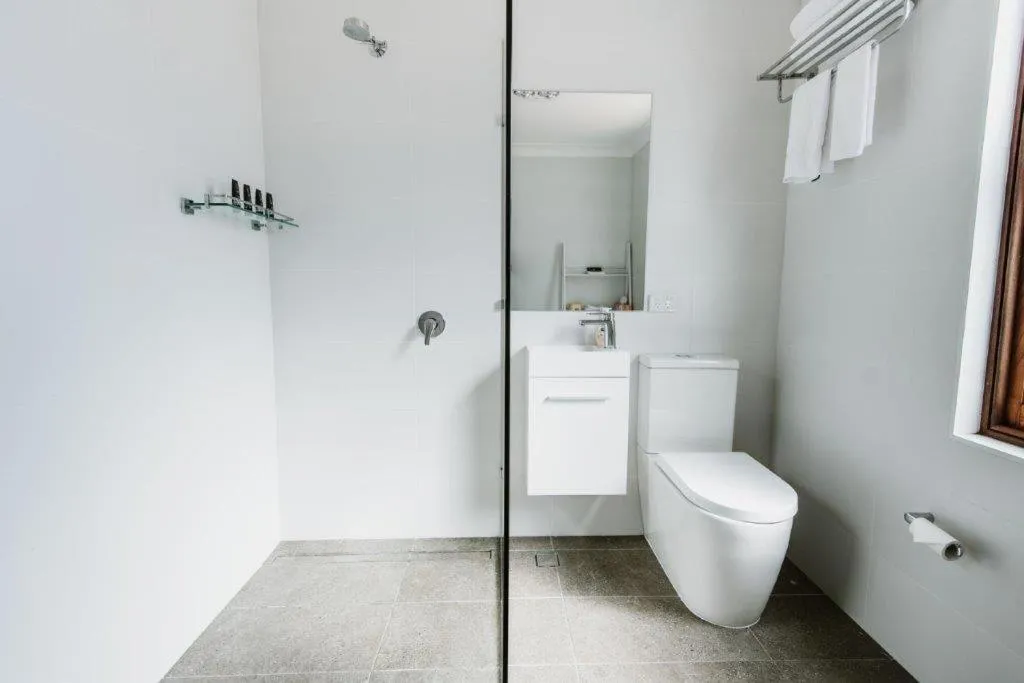 Bathroom in City Sider Motor Inn