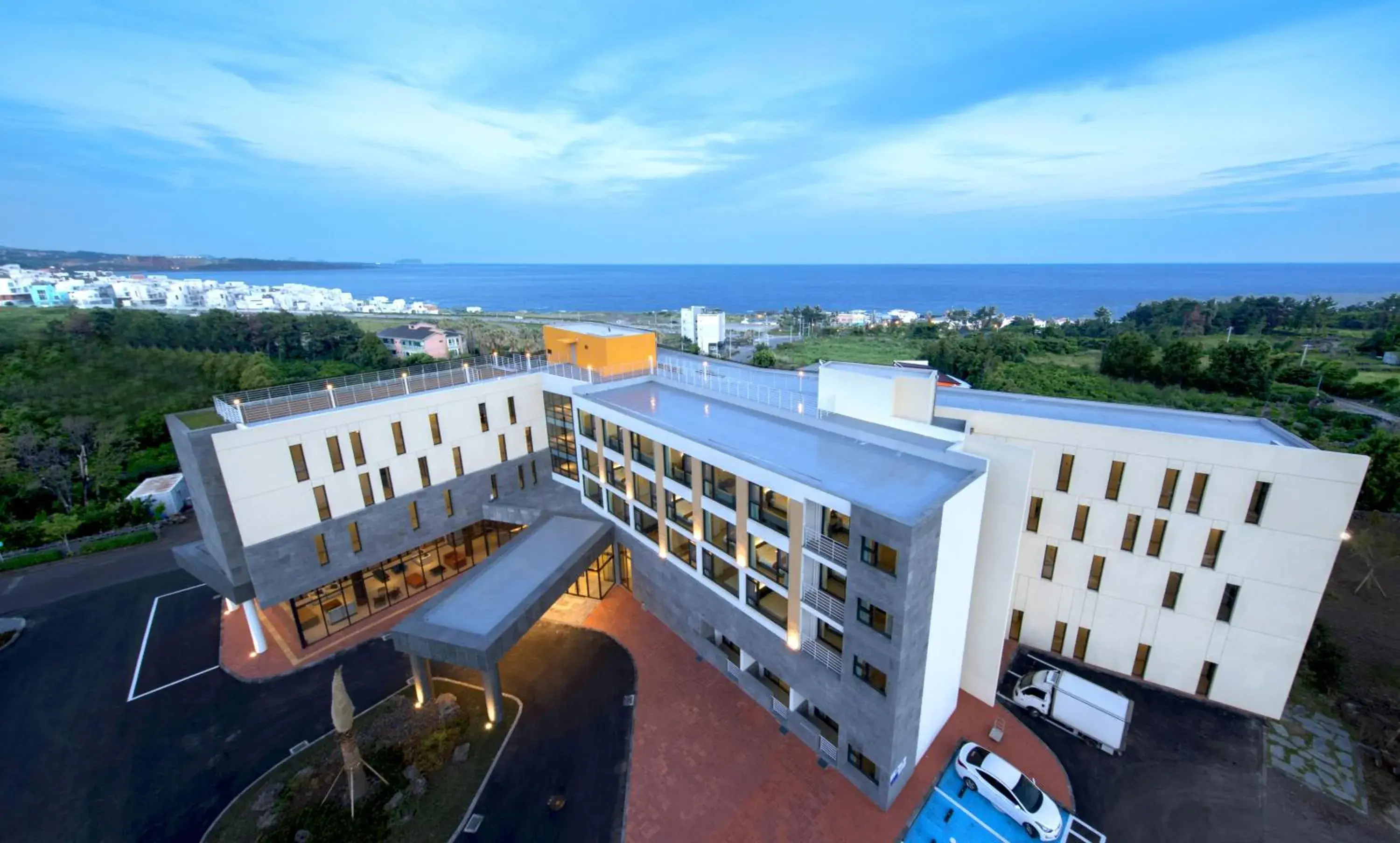 Property building in Grand Mer Hotel Seogwipo Ocean Property building in Grand Mer Hotel Seogwipo Ocean