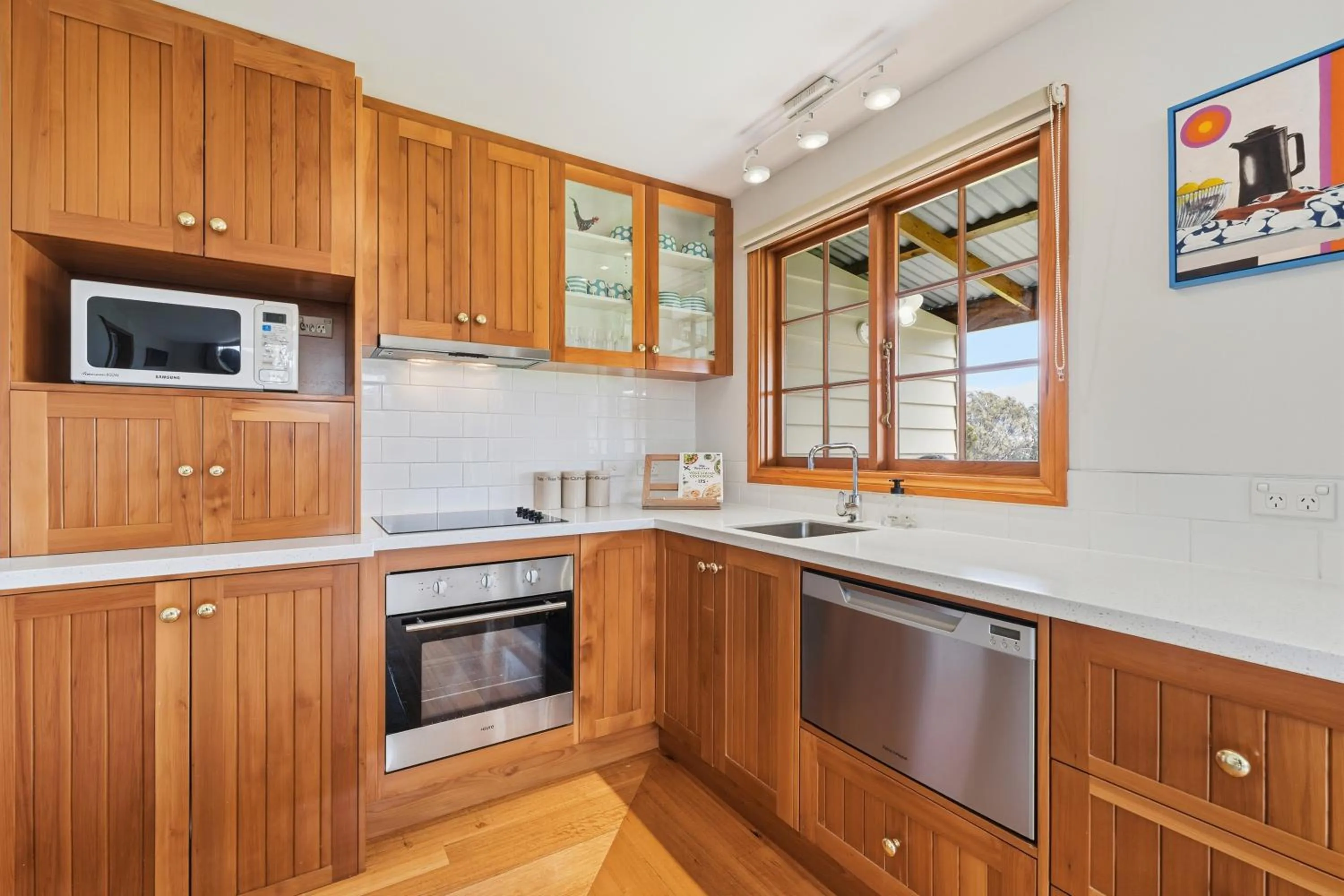 Kitchen or kitchenette in Otago Cottage