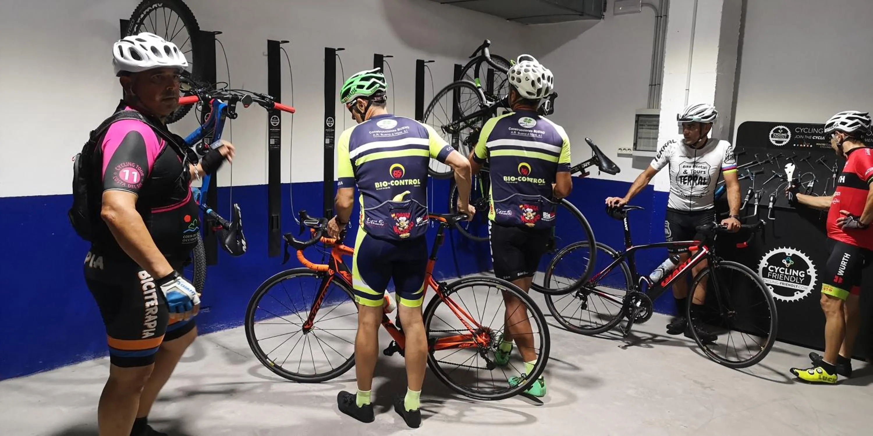 Cycling in Hotel Yaramar - Adults Recommended