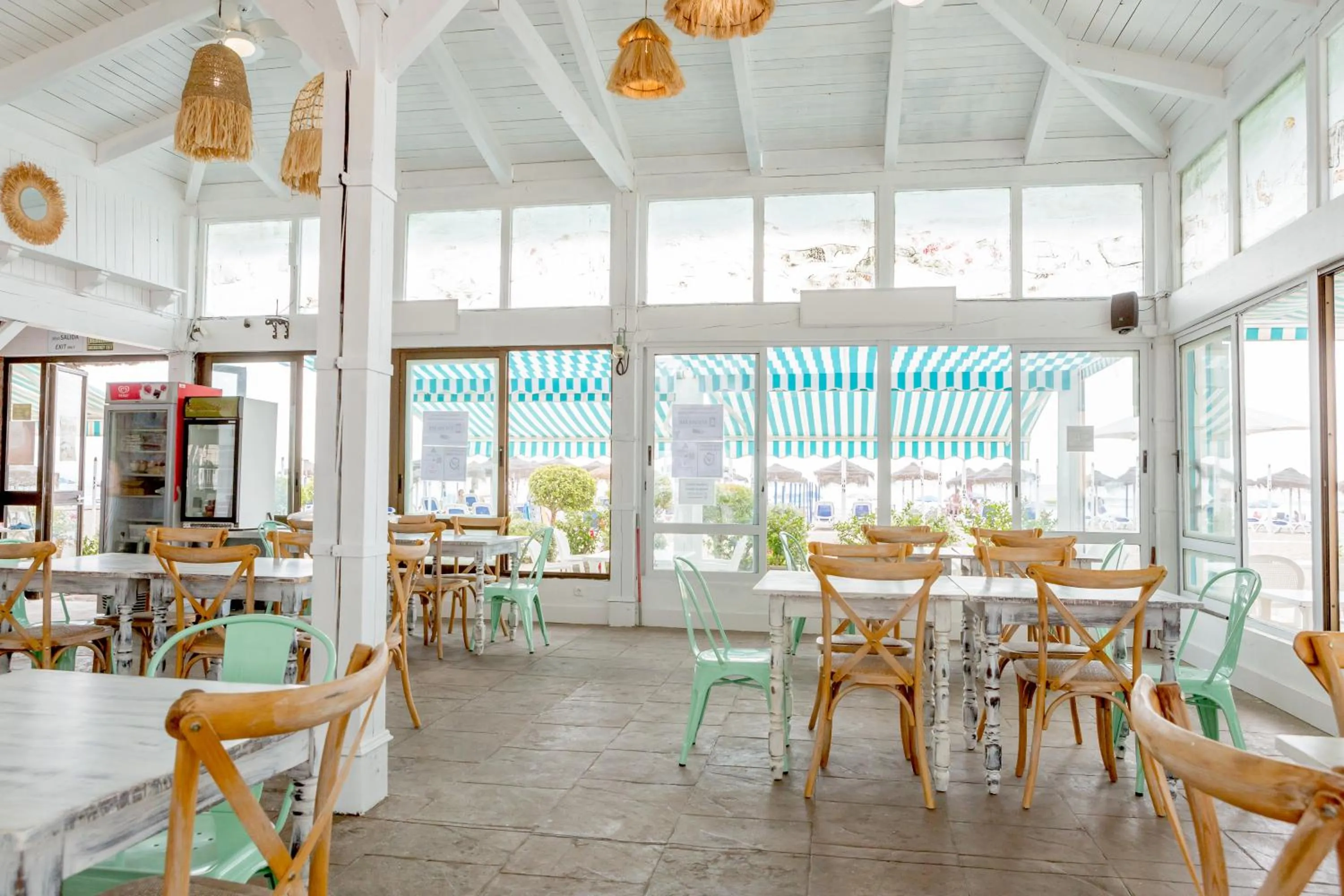 Restaurant/places to eat in Hotel Yaramar - Adults Recommended