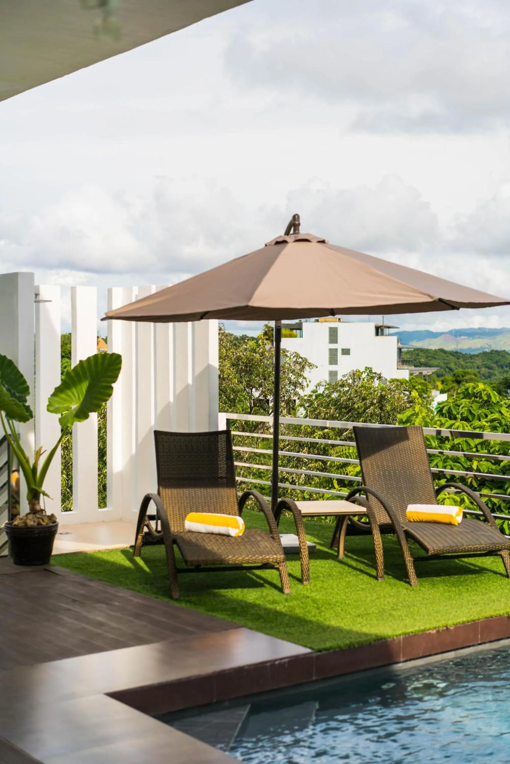 sunbed in One Hagdan Villas