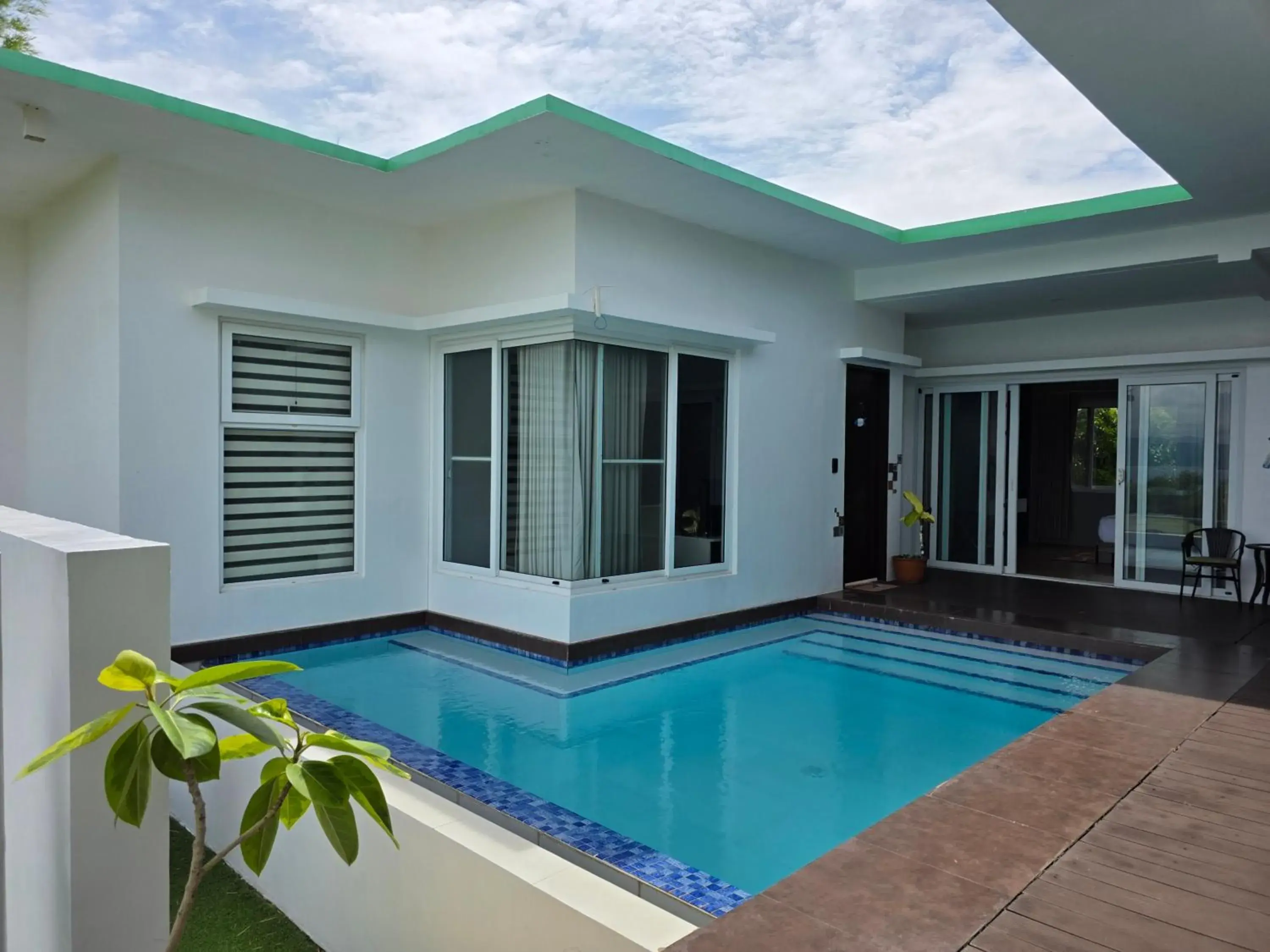 Balustre Villa in One Hagdan Villas Balustre Villa in One Hagdan Villas