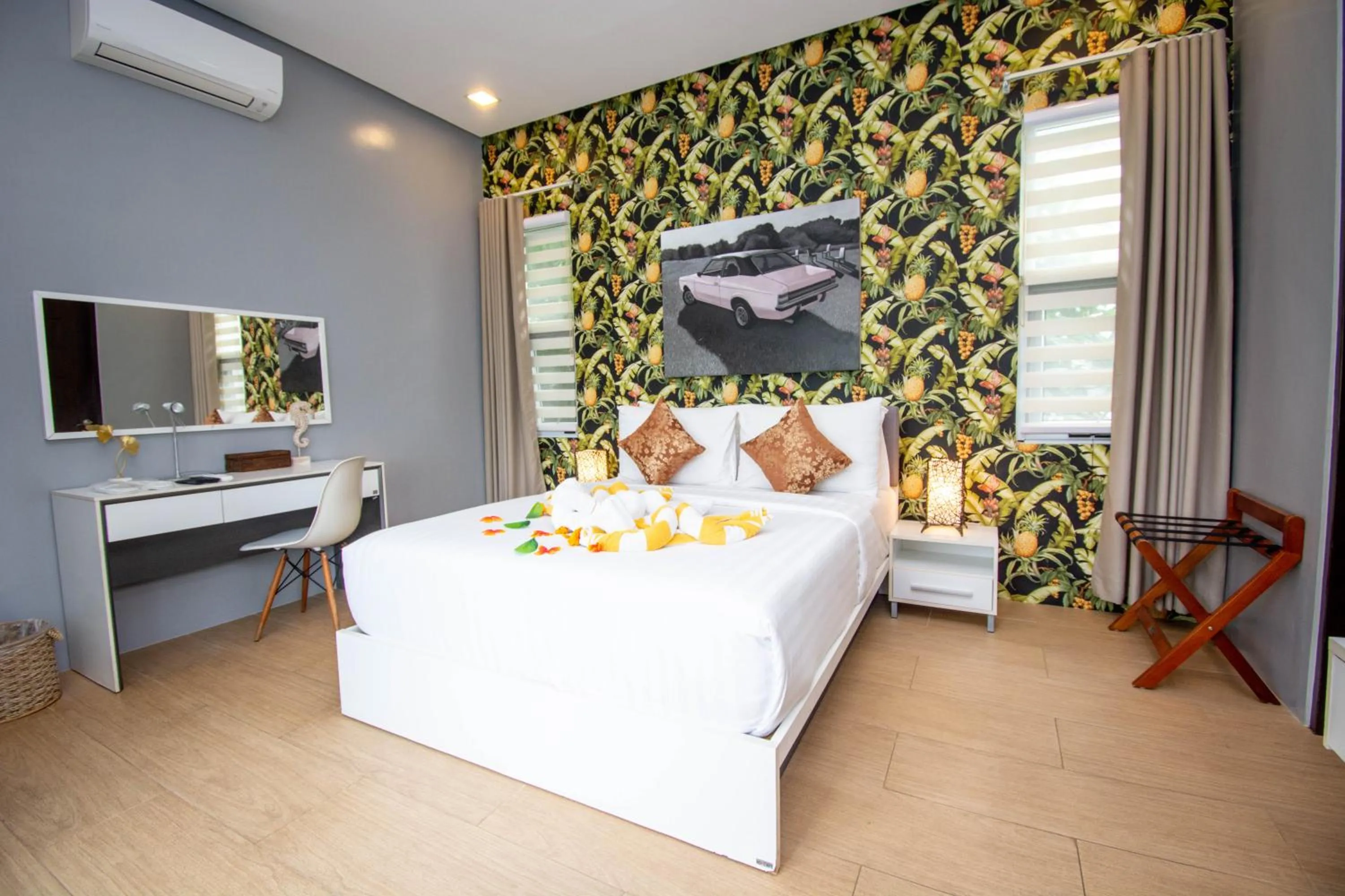 Bedroom, Bed in One Hagdan Villas