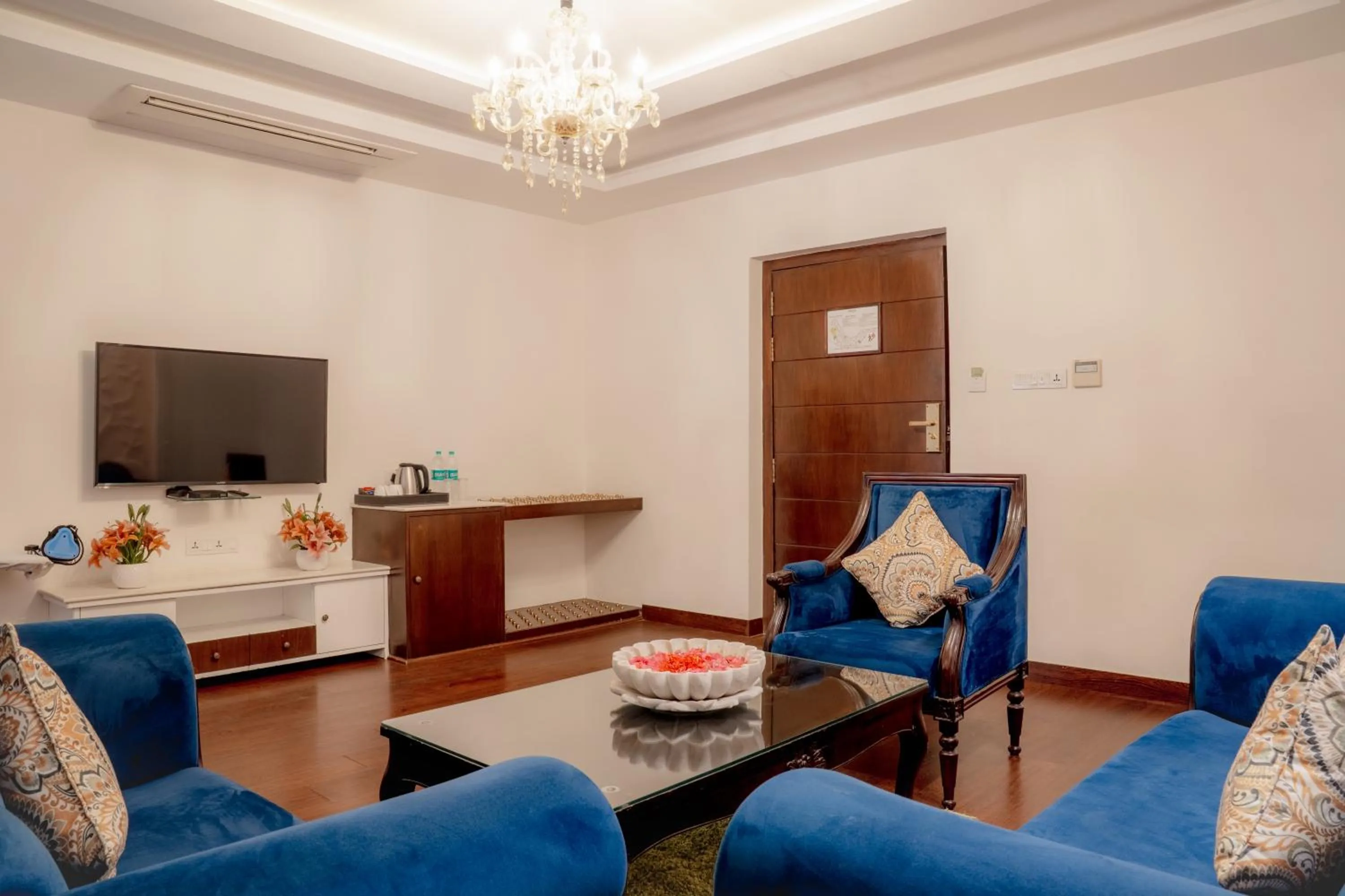 Living room in Spectrum Resort, Spa & Residences