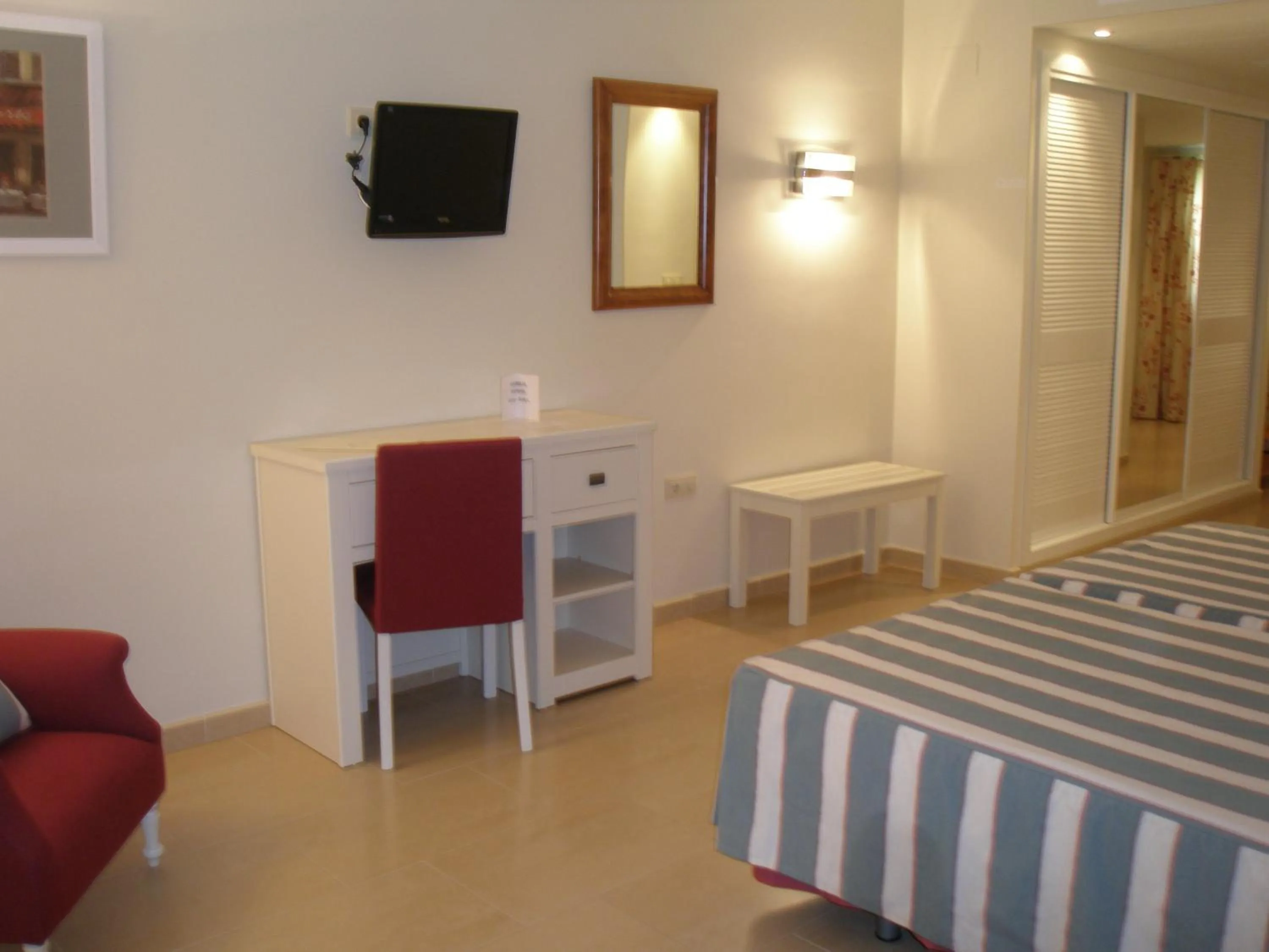 Photo of the whole room in Mirador de La Portilla