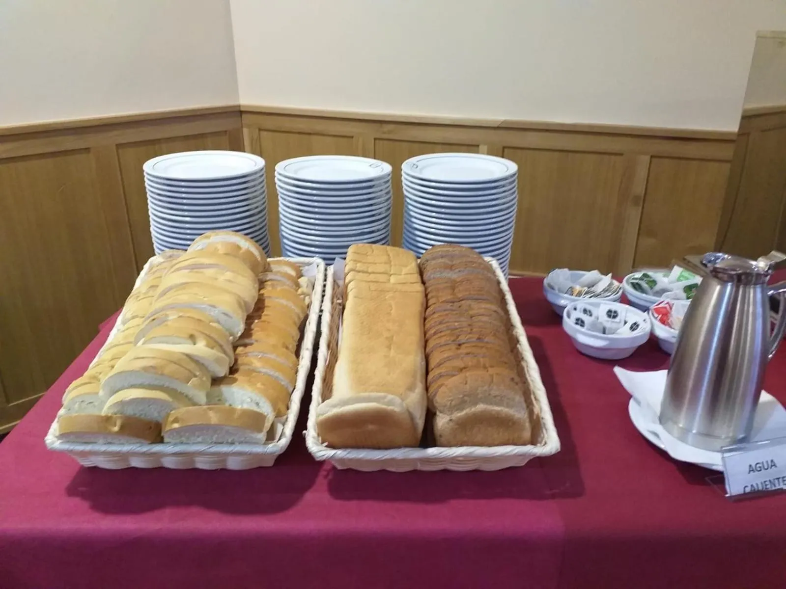 Breakfast in Mirador de La Portilla