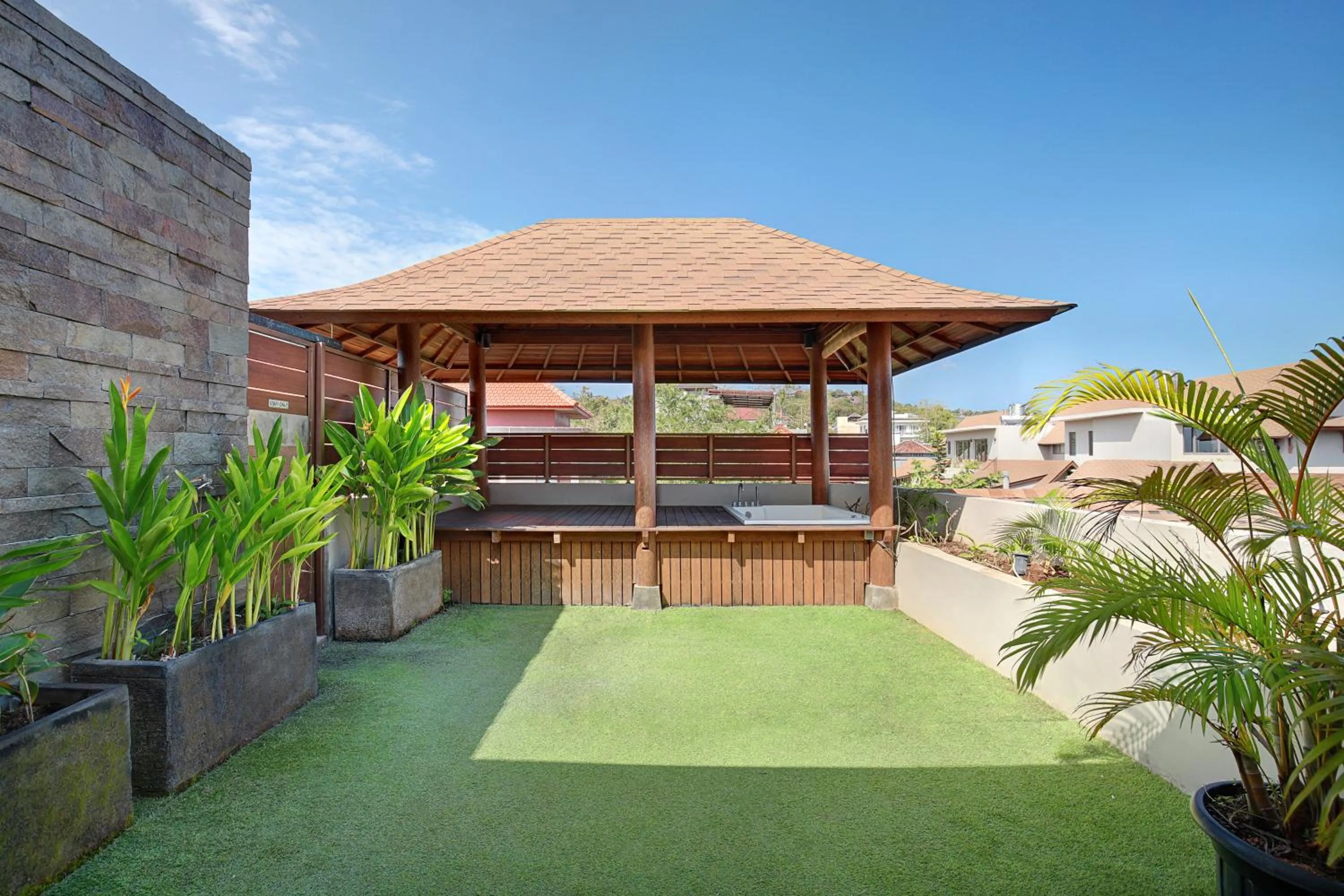 Balcony/Terrace in Puri Sabina Bed & Breakfast