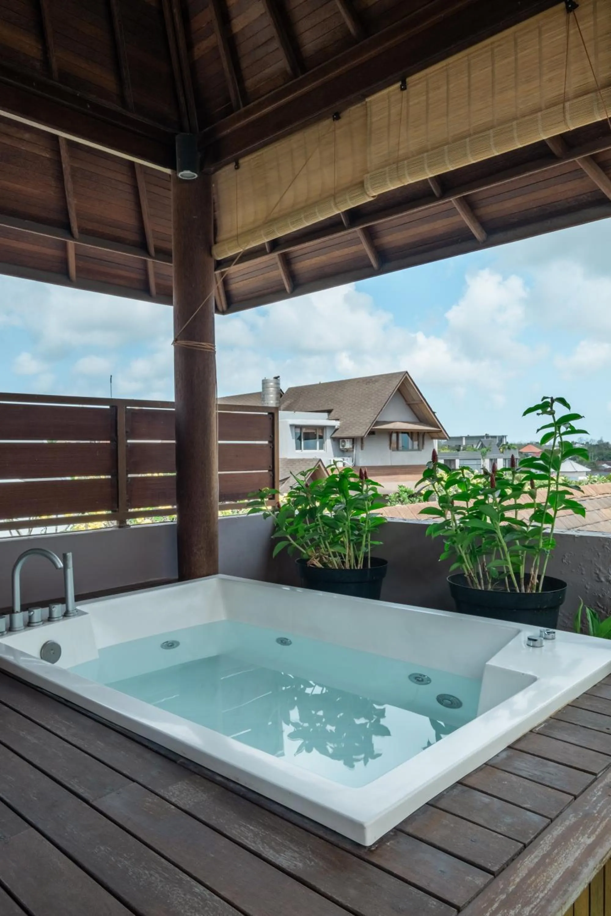 Hot Tub in Puri Sabina Bed & Breakfast