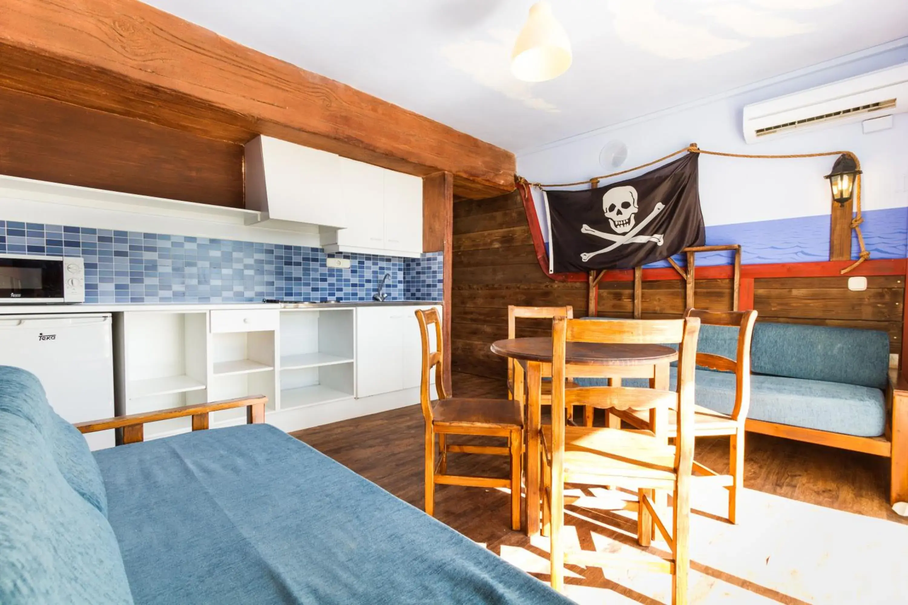 Kitchen or kitchenette, Bed in Pirates Village Kitchen or kitchenette, Bed in Pirates Village