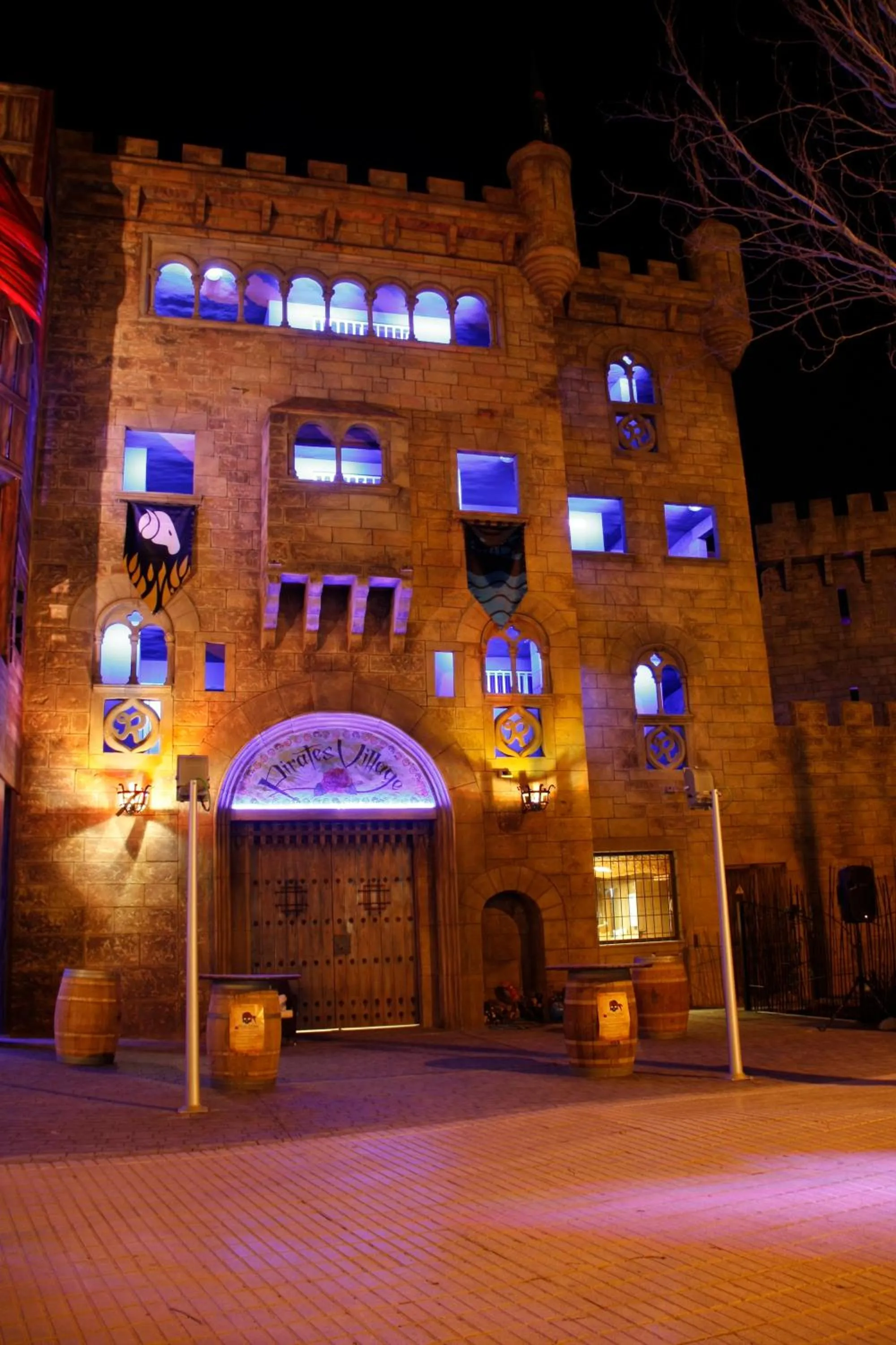 Facade/entrance in Pirates Village